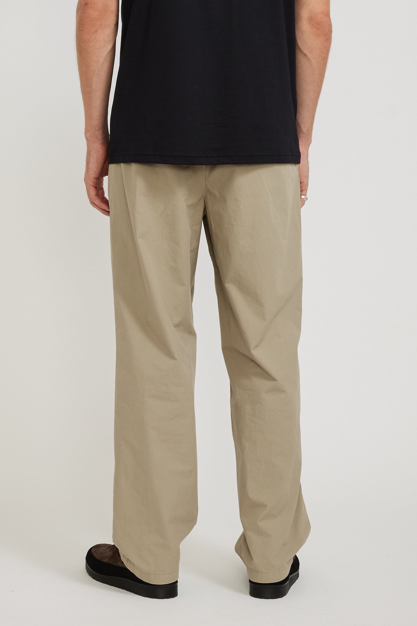 Norse Projects | Benn Relaxed Typewriter Pleated Trouser Clay | Maplestore