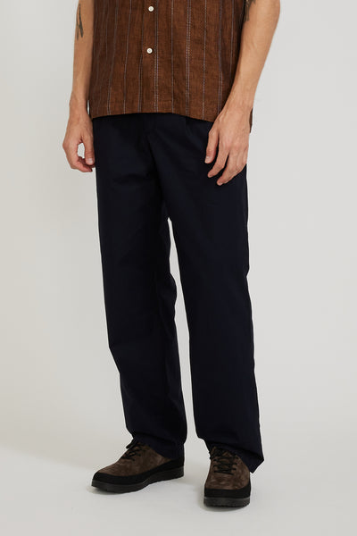 Norse Projects | Benn Relaxed Typewriter Pleated Trouser Dark Navy | Maplestore