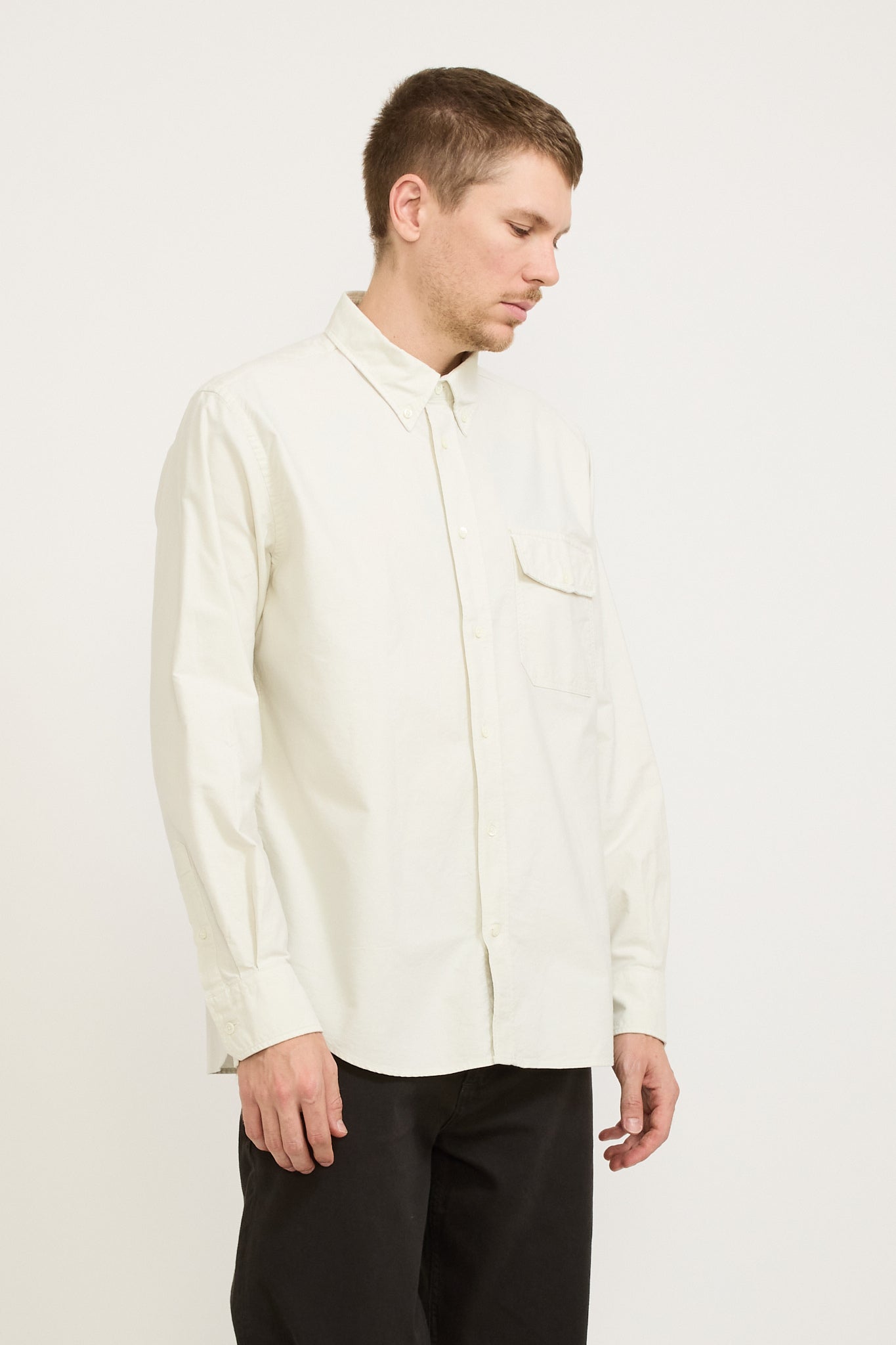 Norse Projects | Algot Relaxed Overdyed Oxford Shirt Kit White | Maplestore