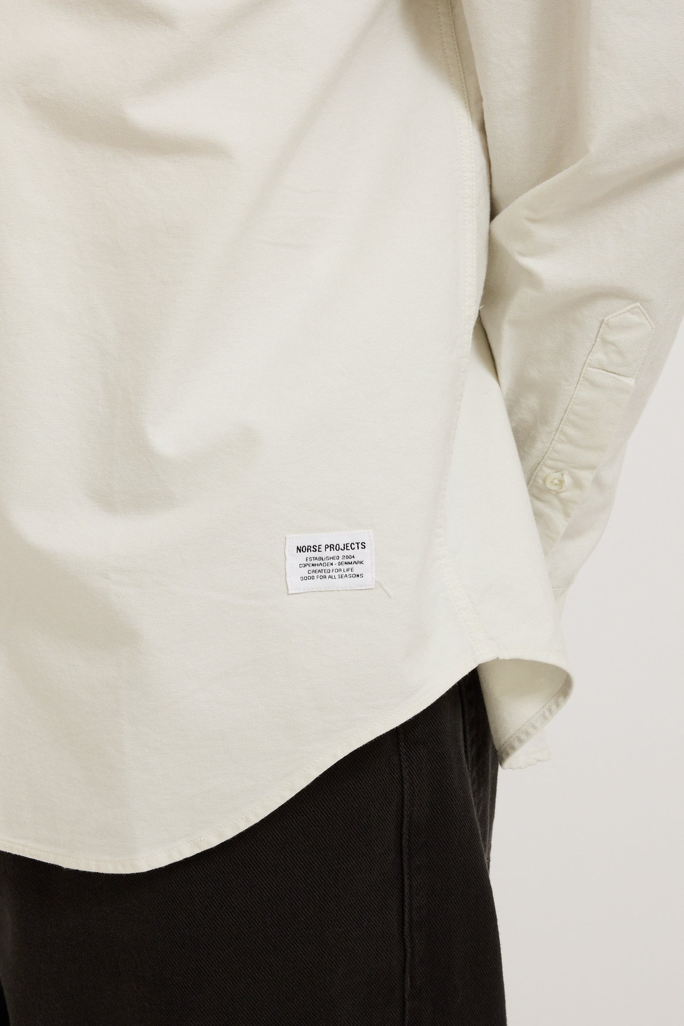 Norse Projects | Algot Relaxed Overdyed Oxford Shirt Kit White | Maplestore