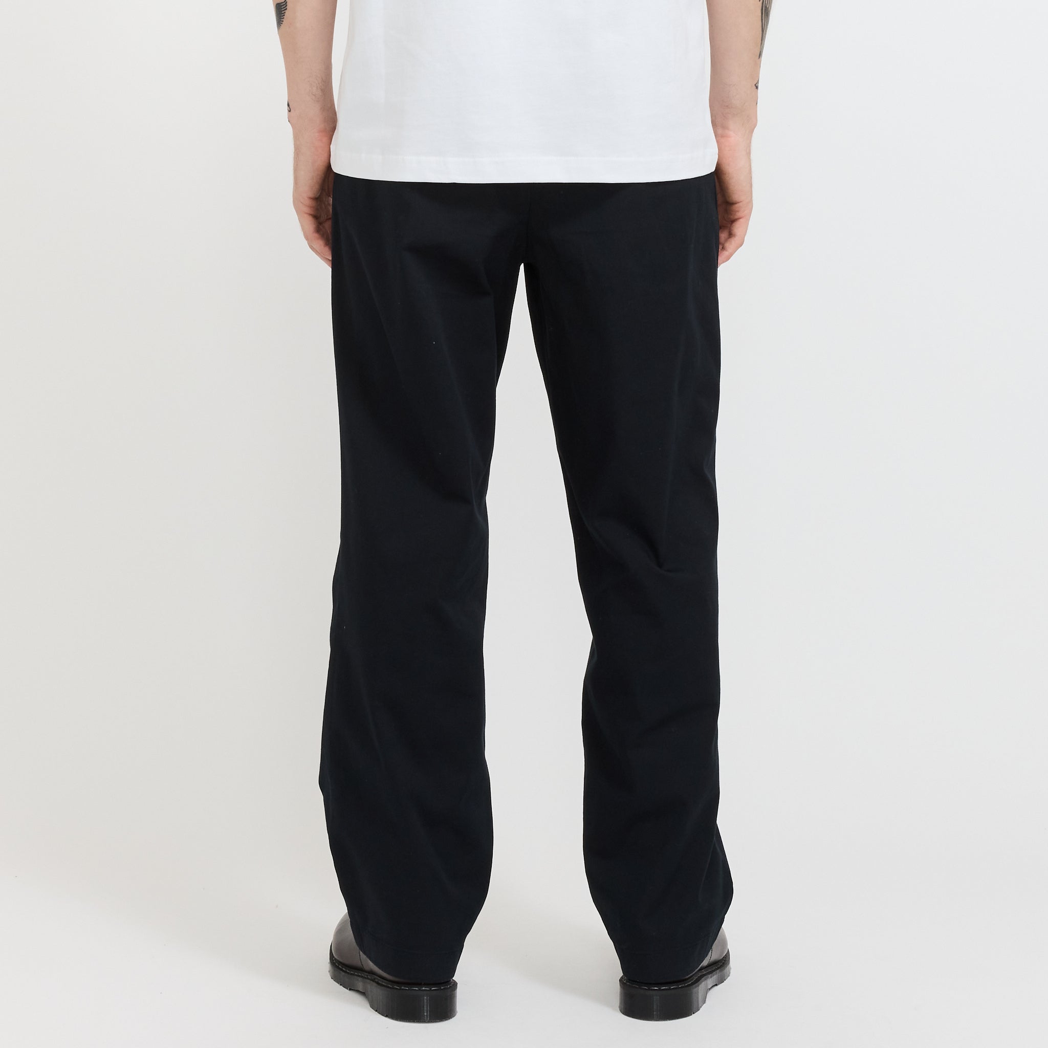 Norse Projects | Benn Relaxed Twill Pleated Trouser Black | Maplestore