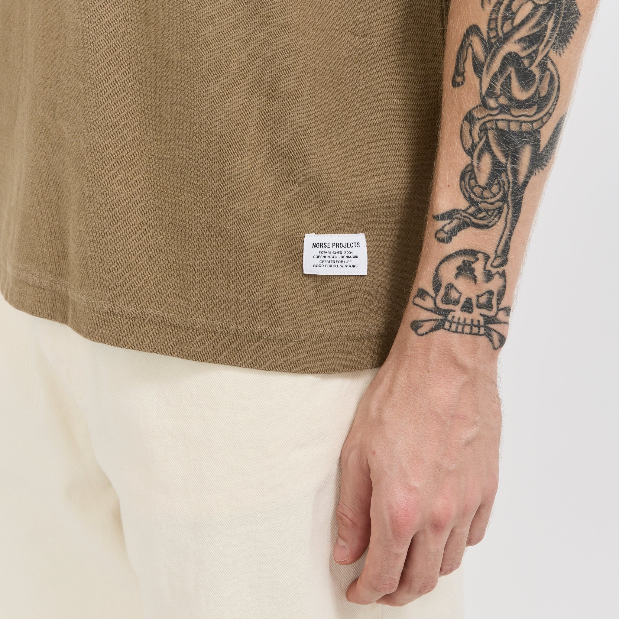 Norse Projects | Elmelunde Organic Dry Cotton GMD T-Shirt Walnut | Maplestore