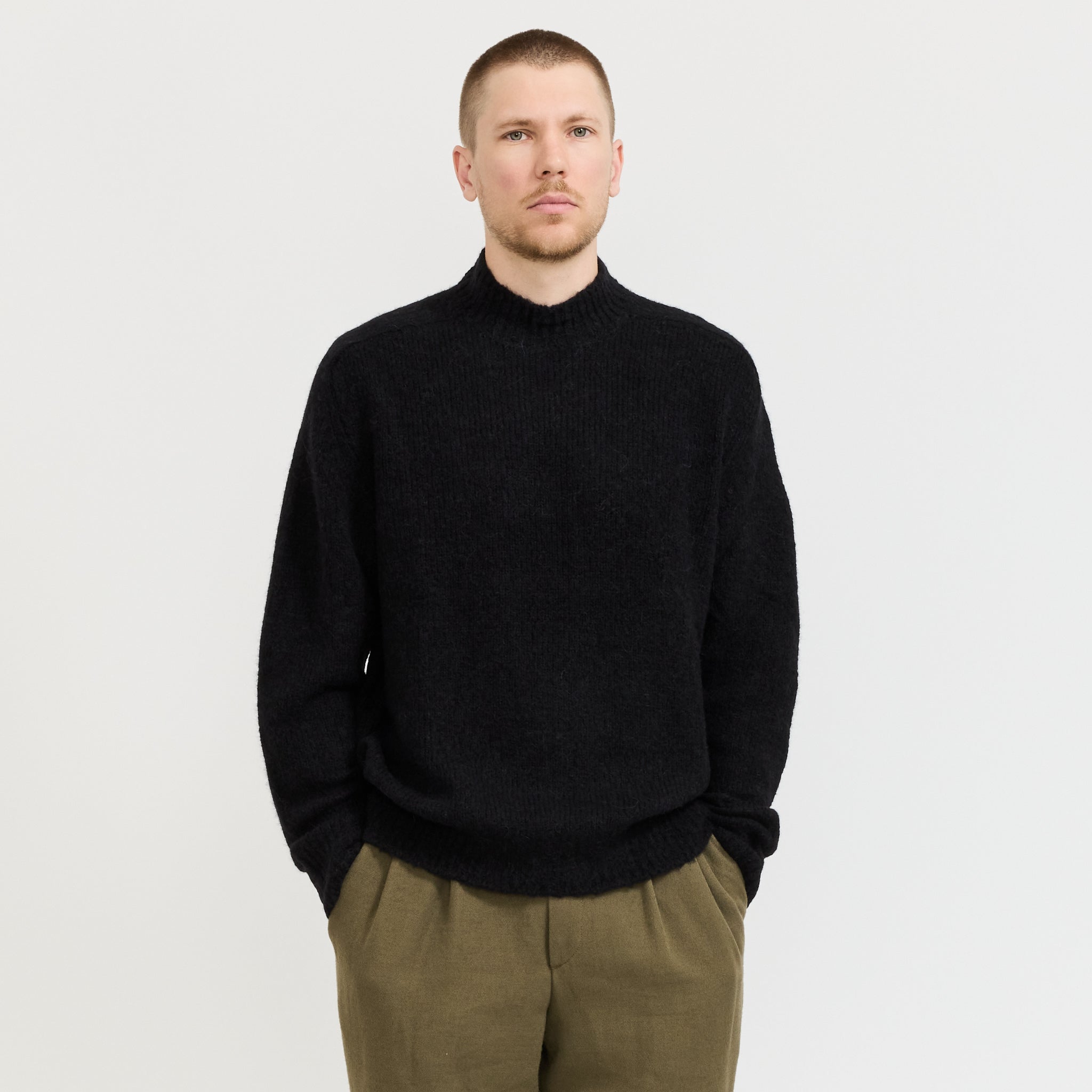 Rasmus Mock Neck Relaxed Brushed Sweater Black | Maplestore