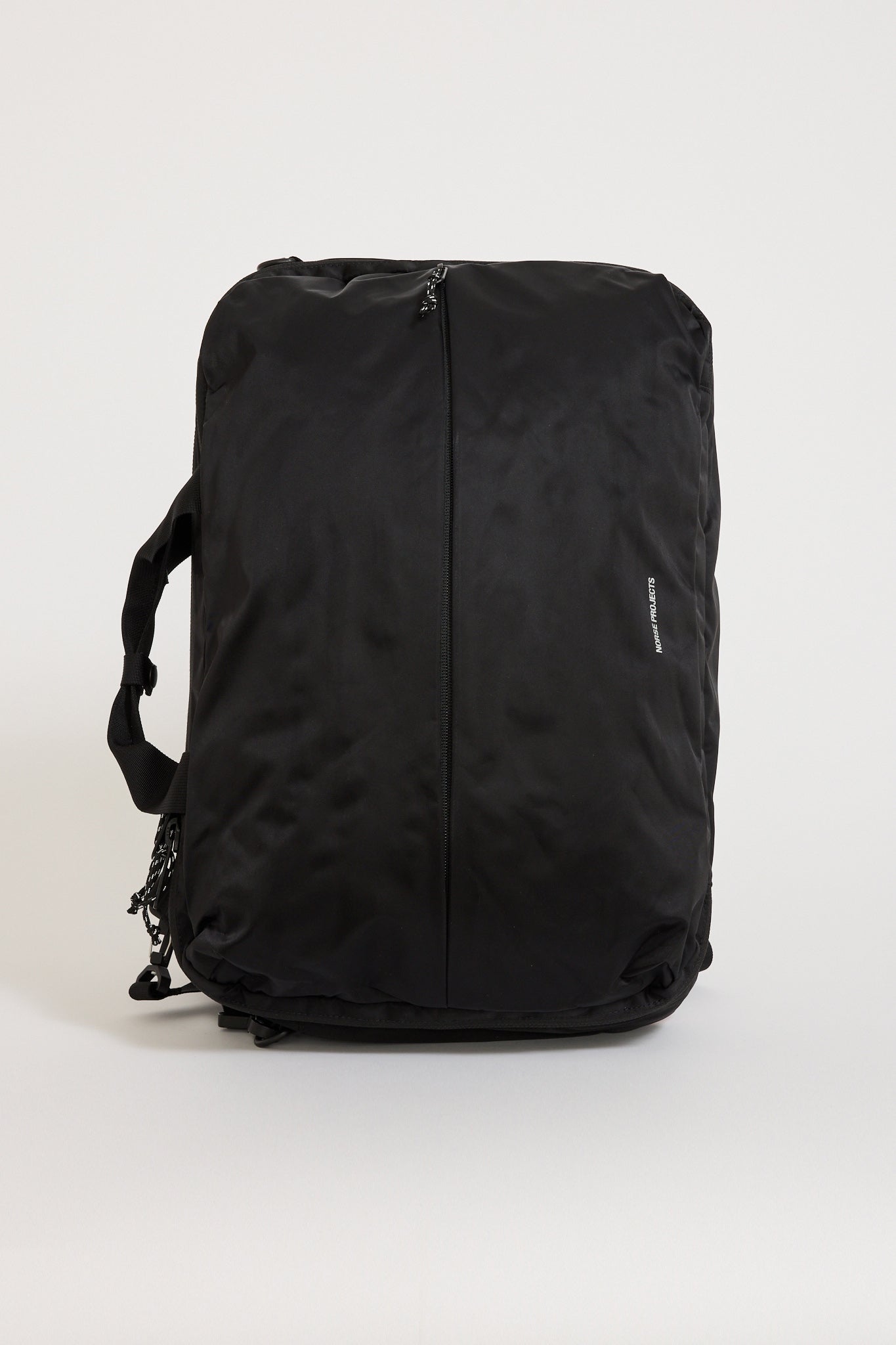 Norse Projects | Recycled Nylon Twill 3-Way Bag Black | Maplestore