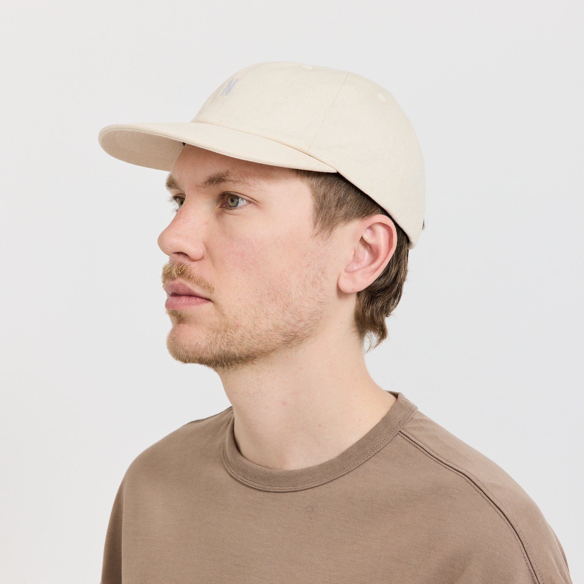 Norse Projects | Twill Sports Cap Natural | Maplestore