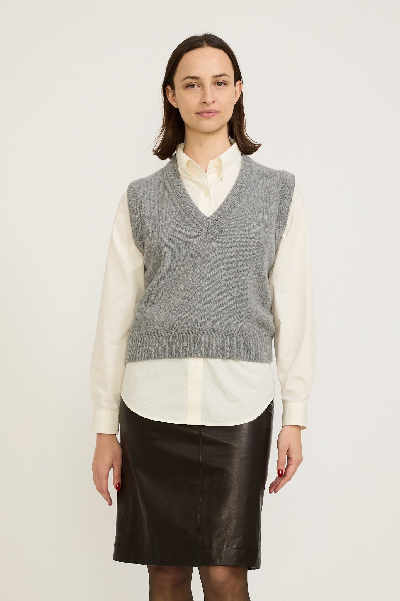 Nothing Written | Auree Vest Gray | Maplestore