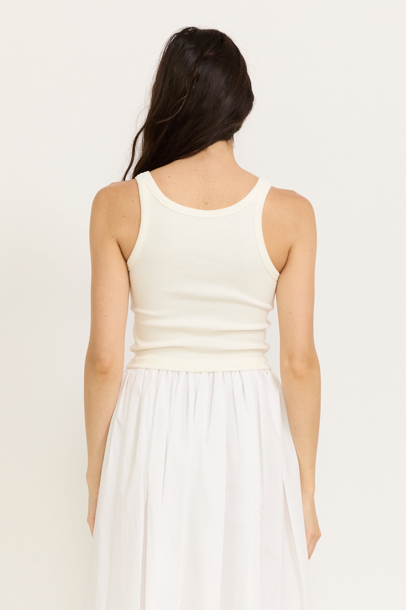 Curved Rib Tank White