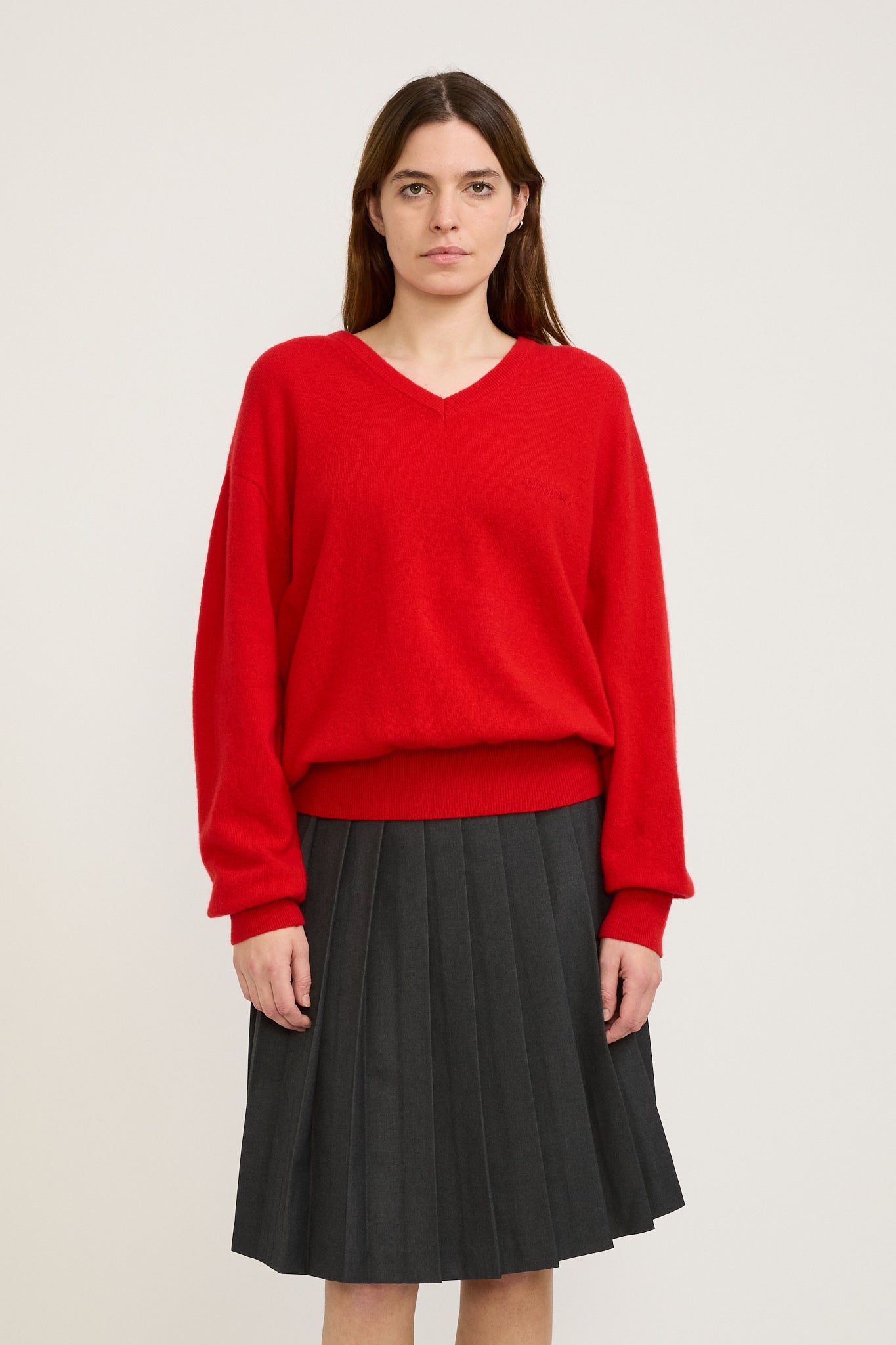 Nothing Written | Haig V-Neck Pullover Red | Maplestore