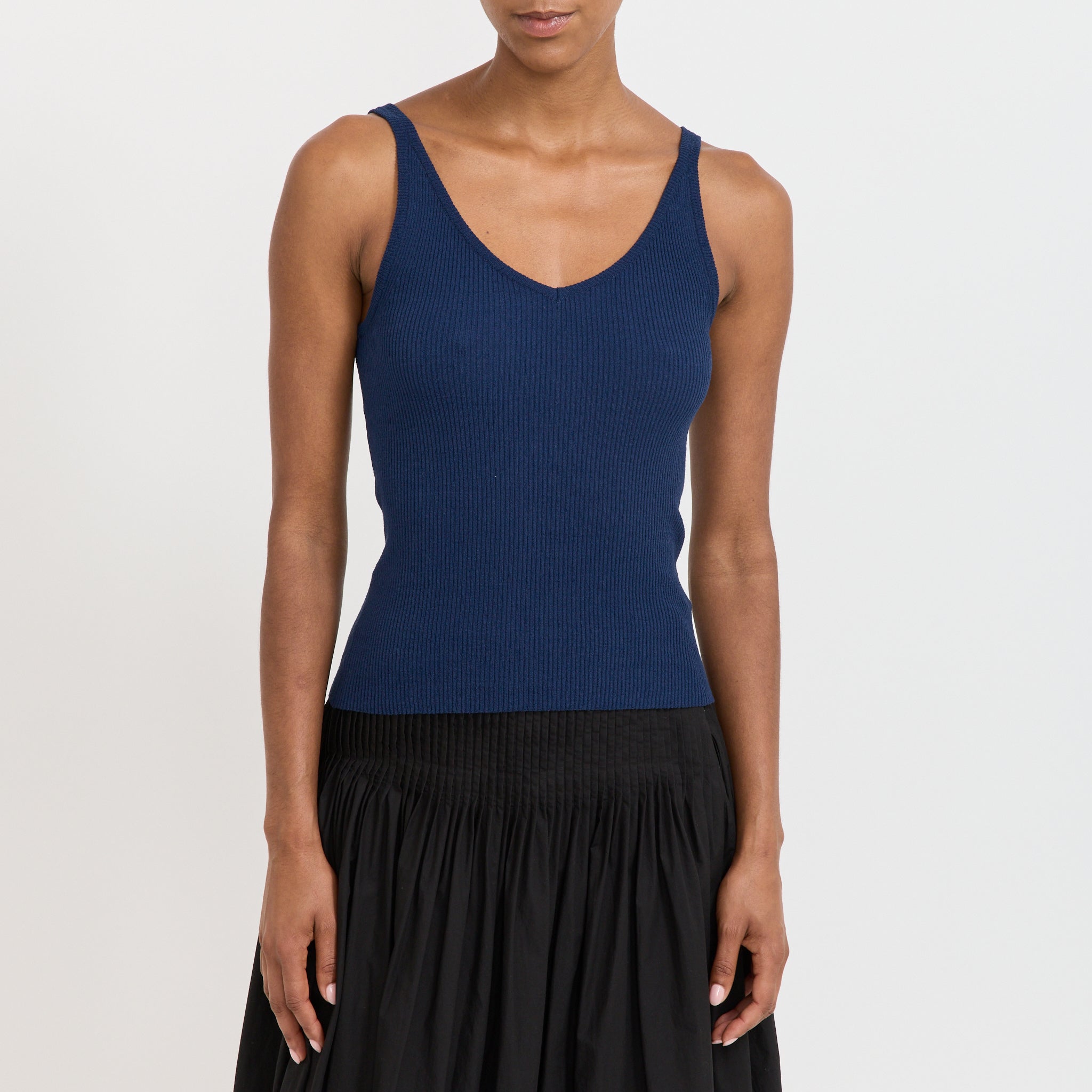 Haze V-Neck Sleeveless Knit Top Navy