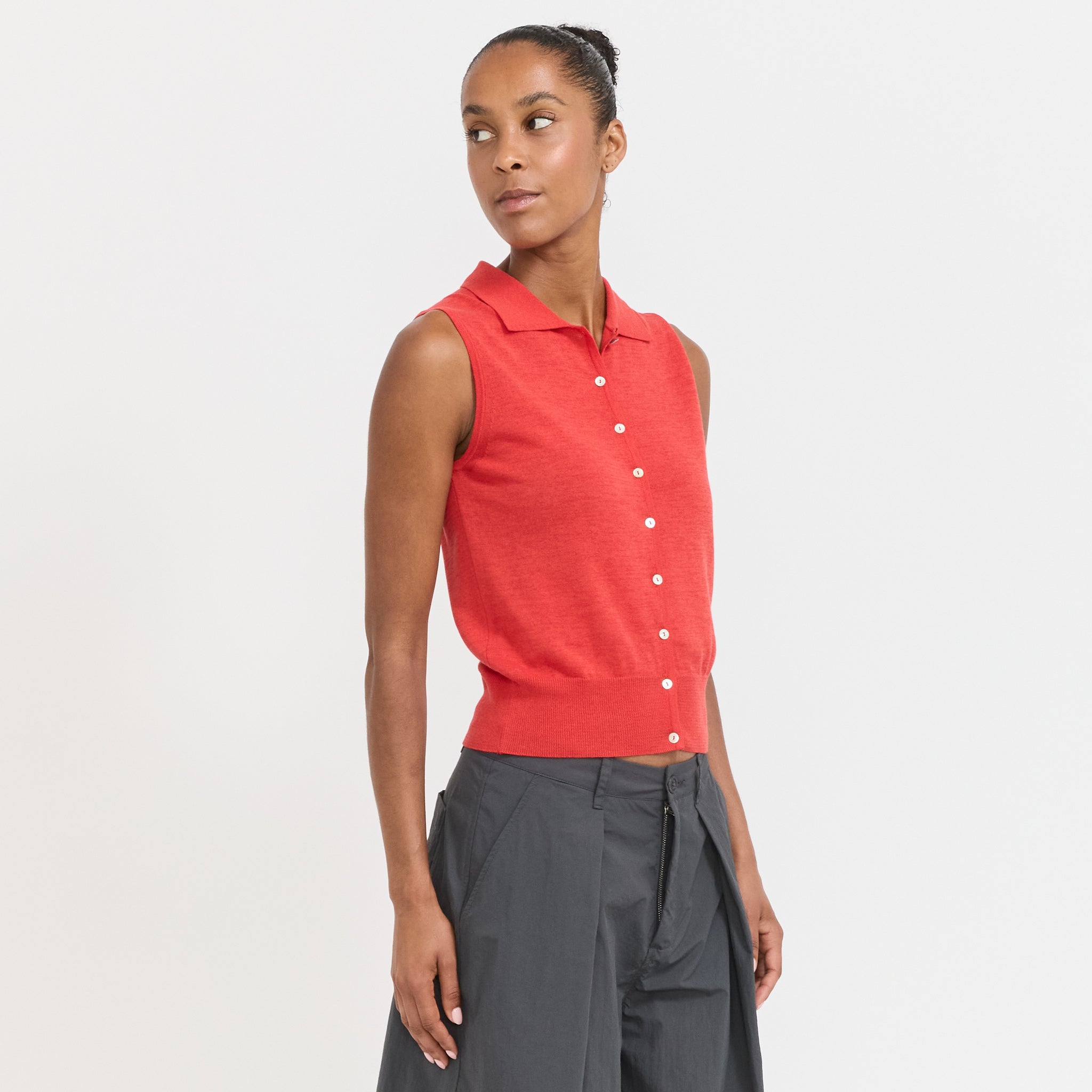 Lash Sleeveless Knit Top Red