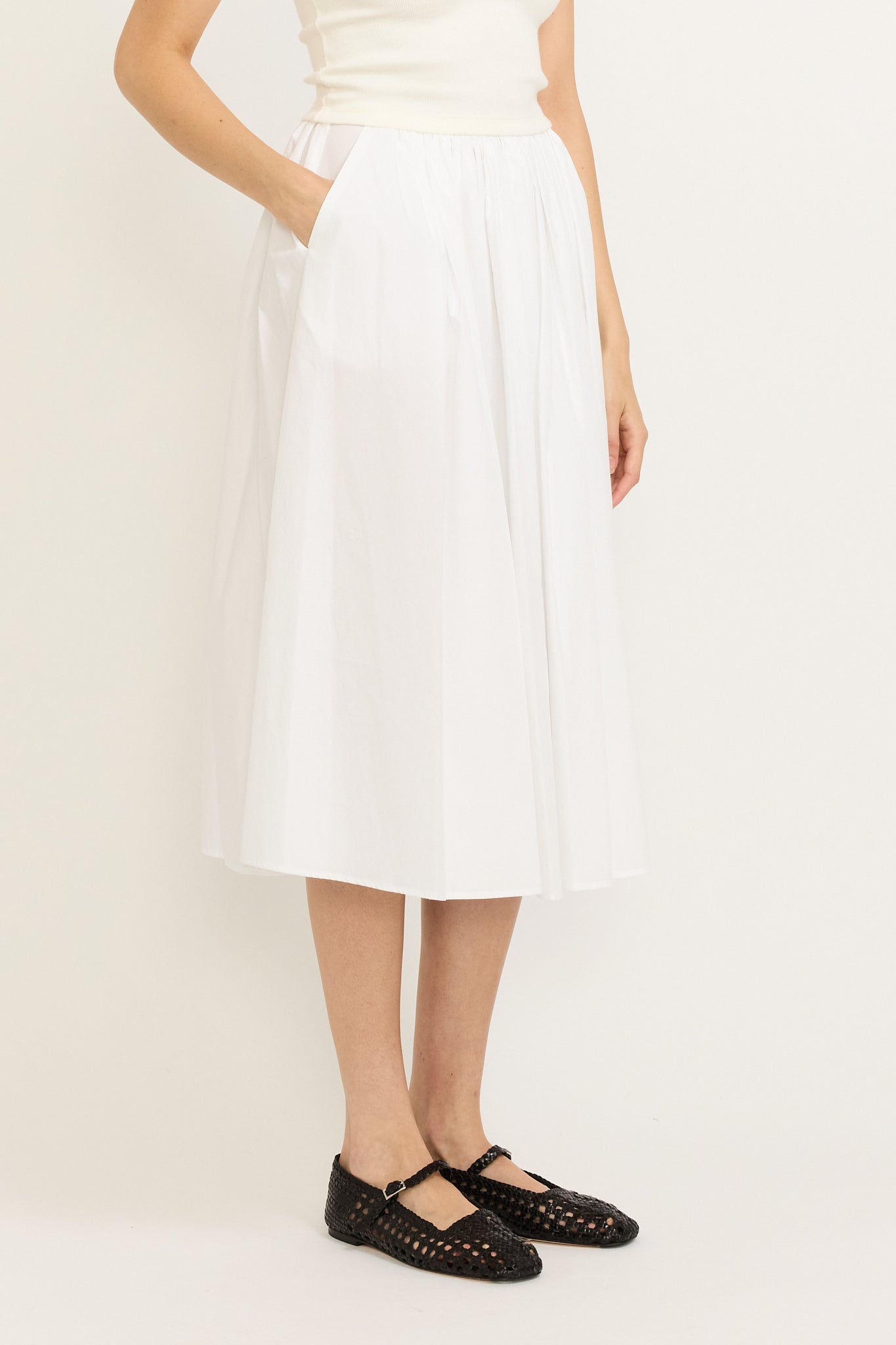 Serto Gathered Skirt White