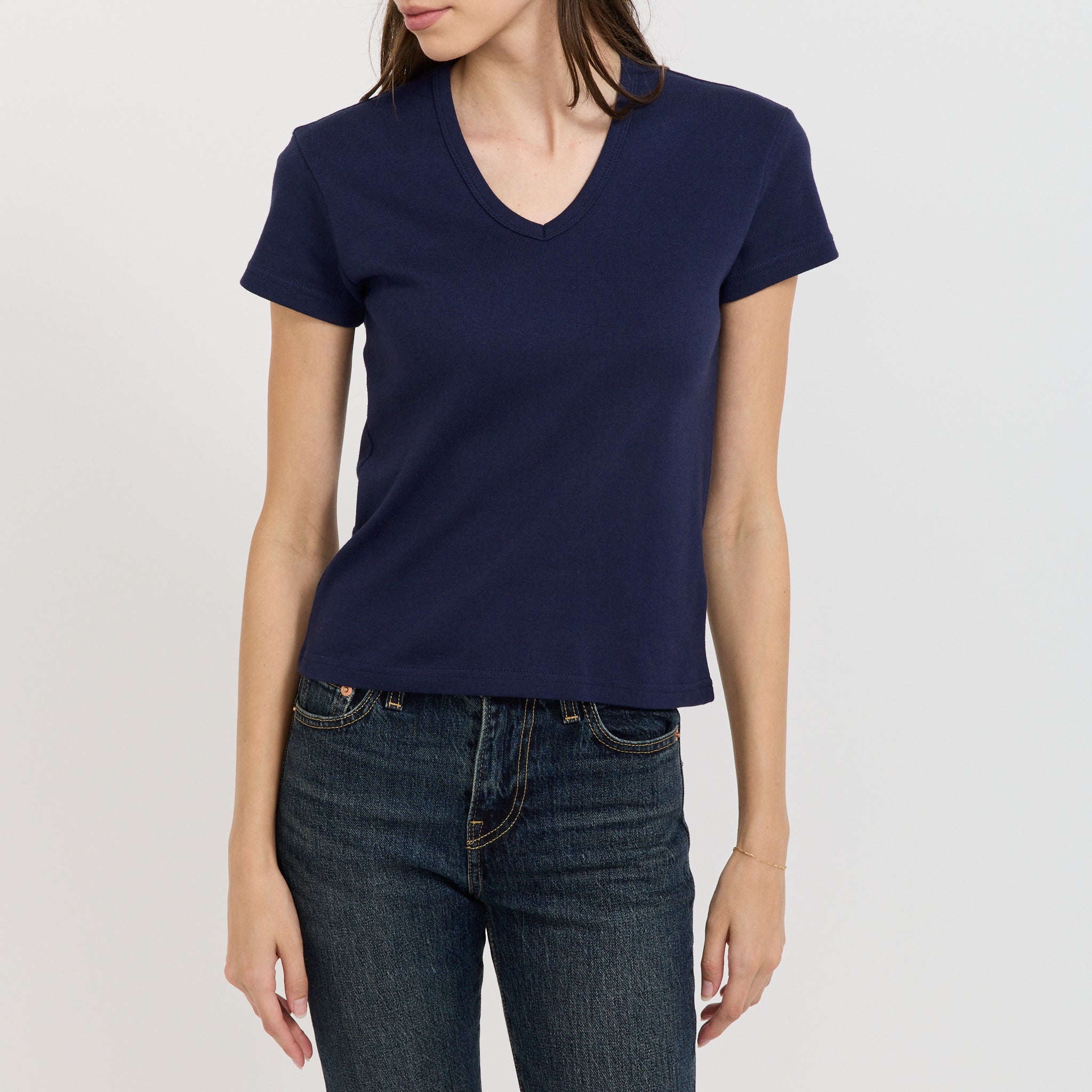 Nothing Written | 90s V-Neck T-Shirt Navy | Maplestore