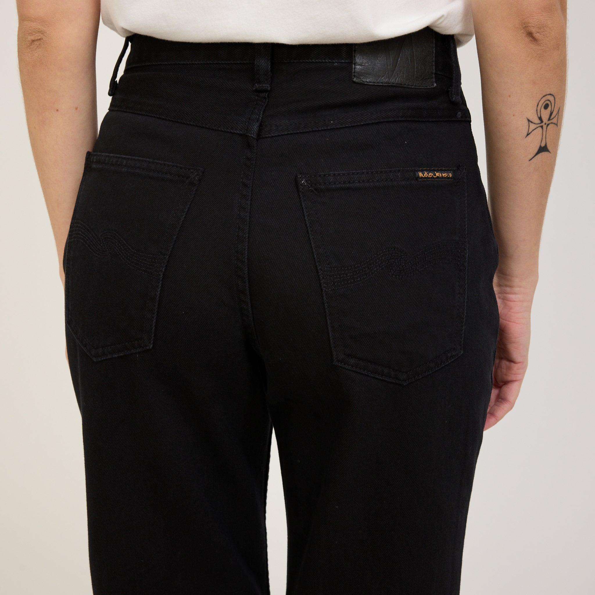 Clean Eileen Smooth Black