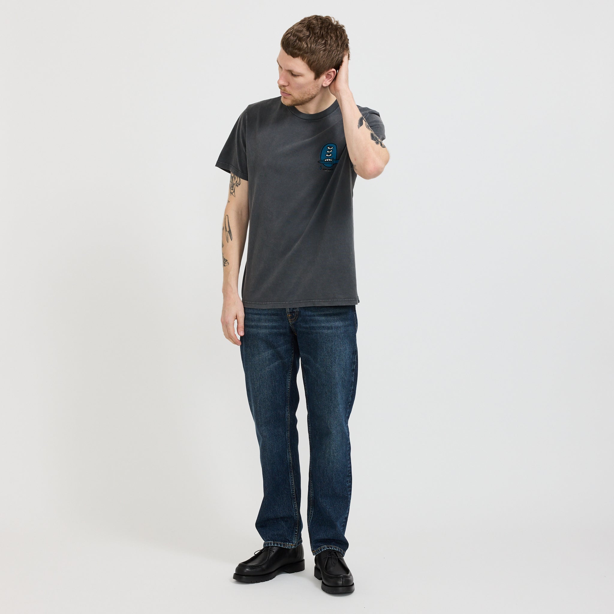 Nudie Jeans Co. | Roy Raw Tracks T-Shirt Antracite | Maplestore