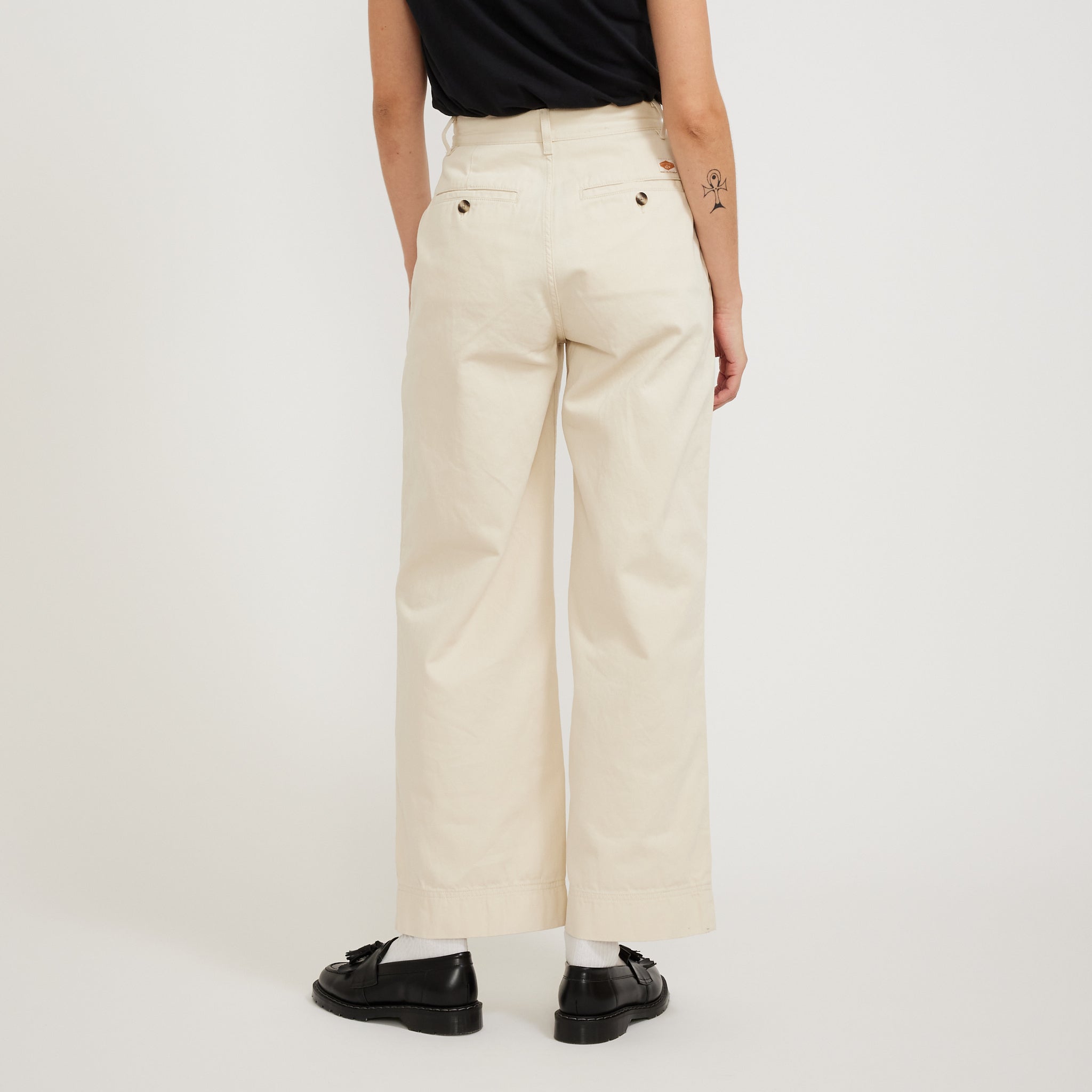 Nudie Jeans Co. | Suki Workwear Sailor Pants Ecru | Maplestore