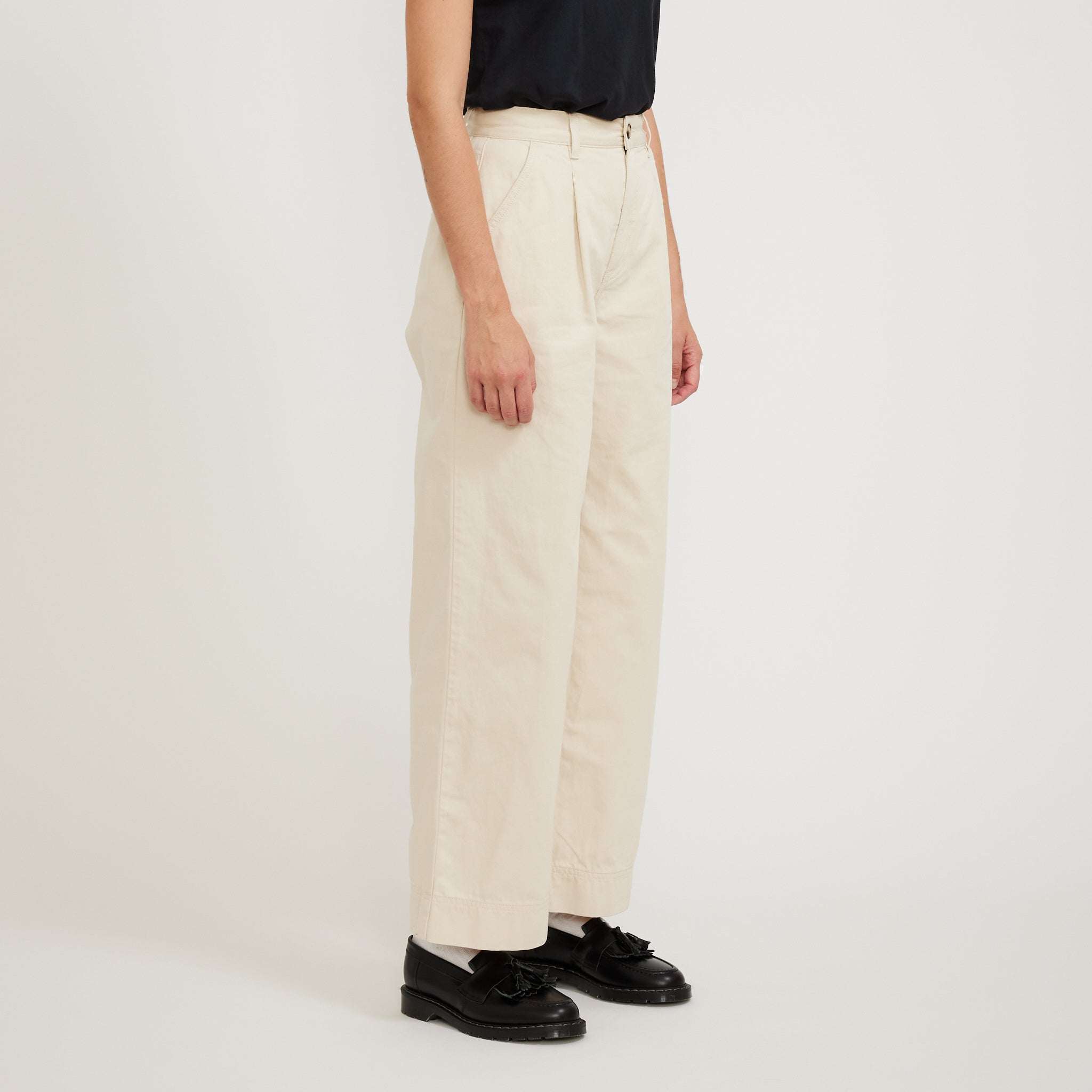 Nudie Jeans Co. | Suki Workwear Sailor Pants Ecru | Maplestore