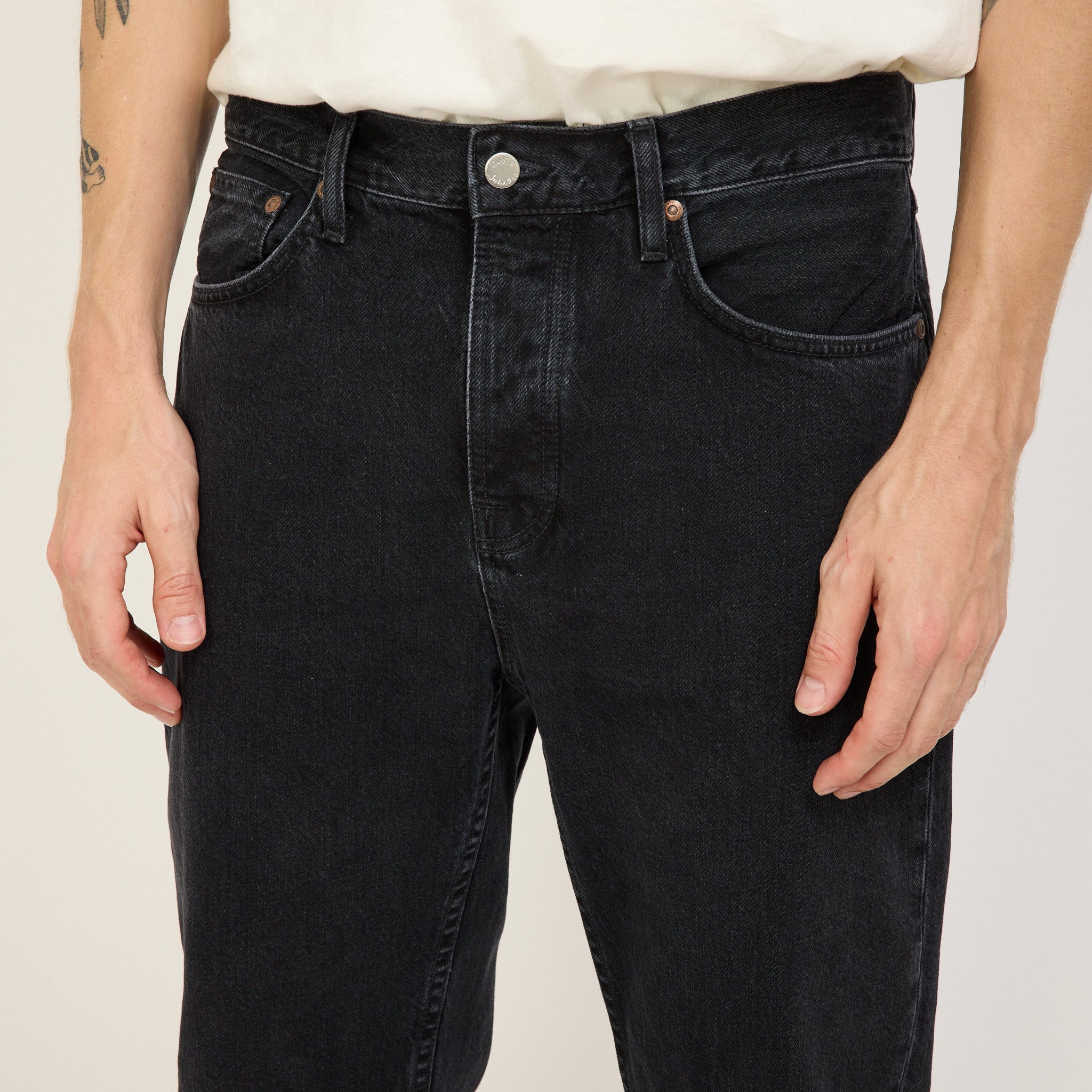 Nudie Jeans Co. | Tuff Tony Black Vintage | Maplestore