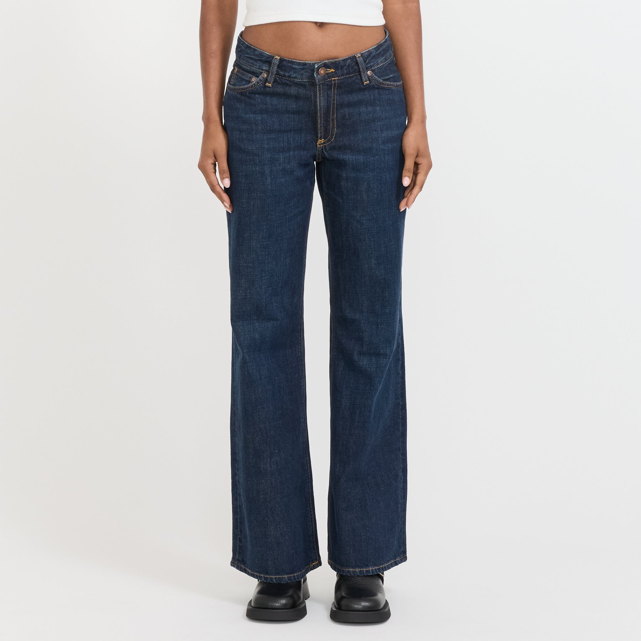 Nudie Jeans Co. | Wide Heidi Warm Wave | Maplestore