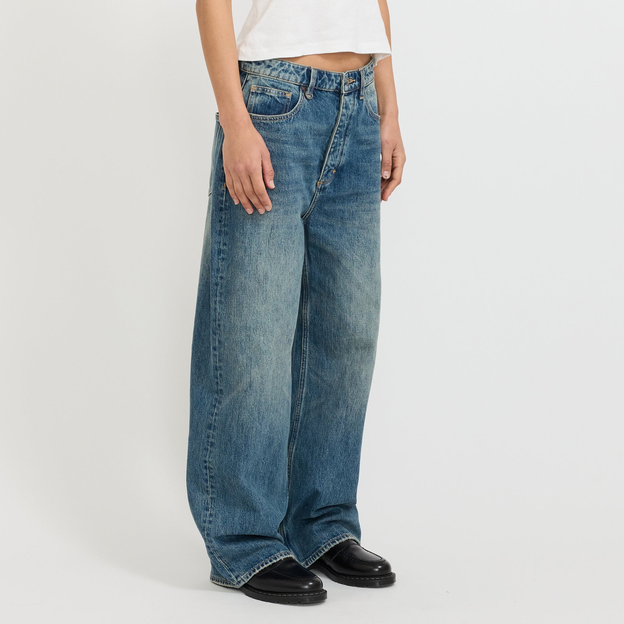 Yoko Baggy JFK