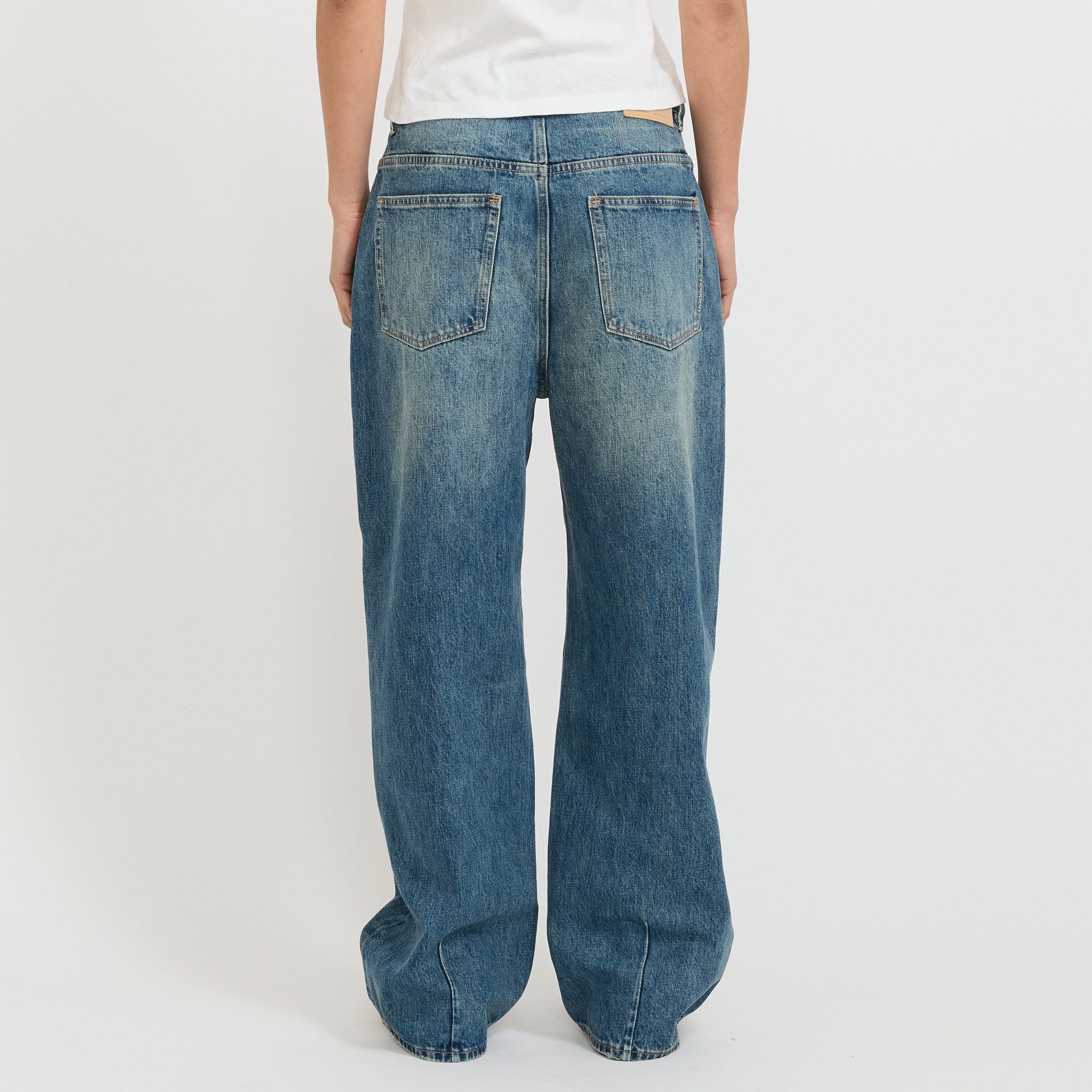 Yoko Baggy JFK