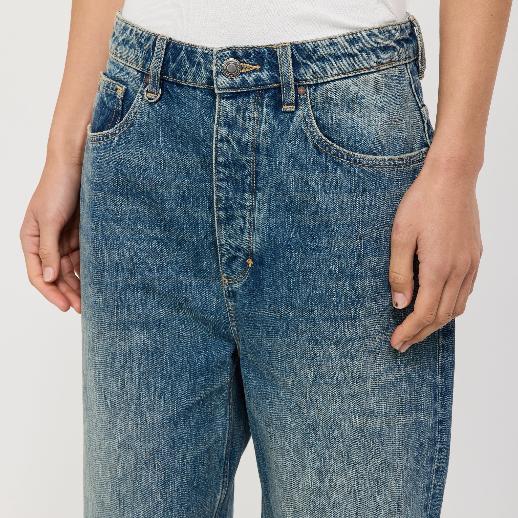 Yoko Baggy JFK