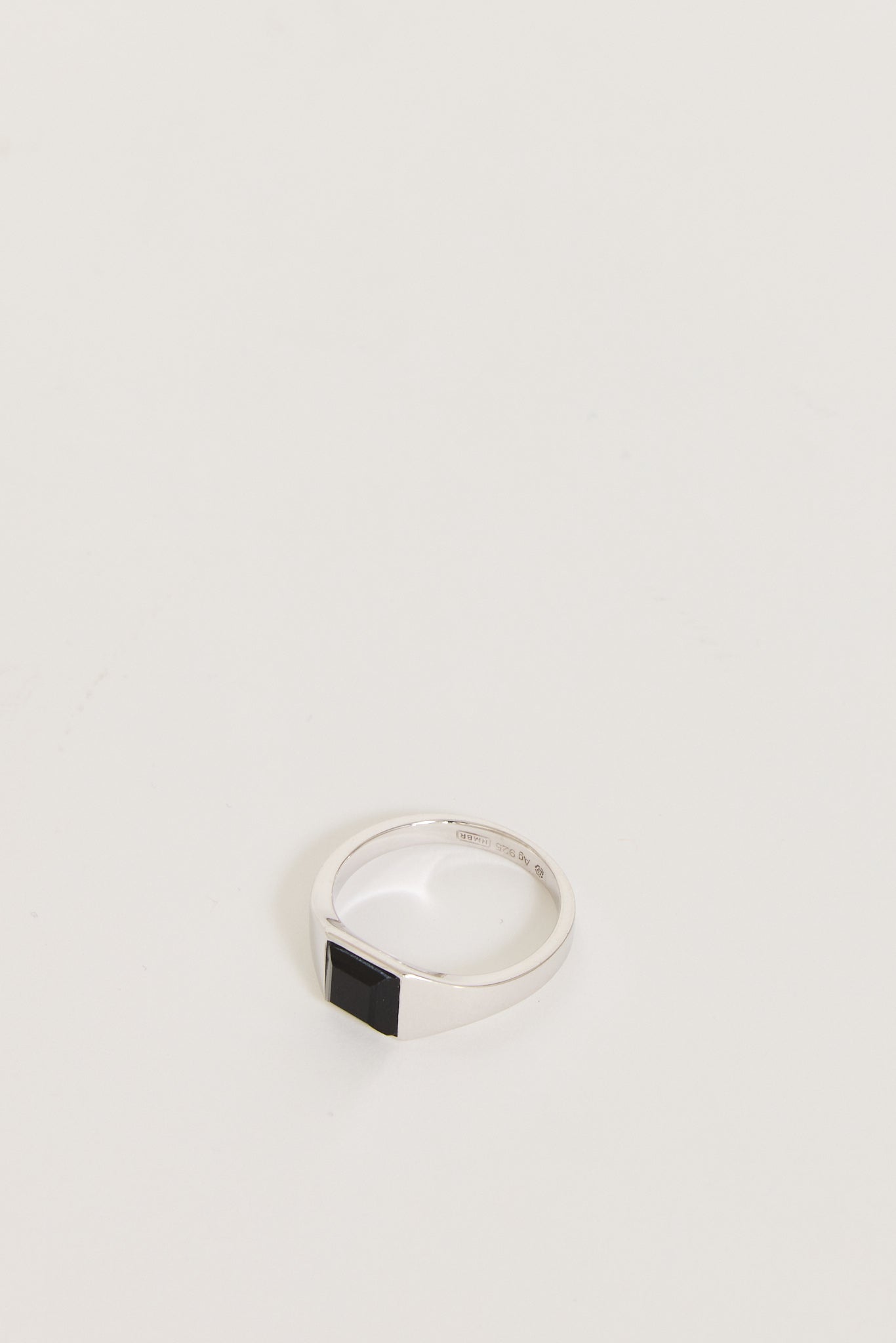 Numbering | Square Signet Ring Onyx | Maplestore