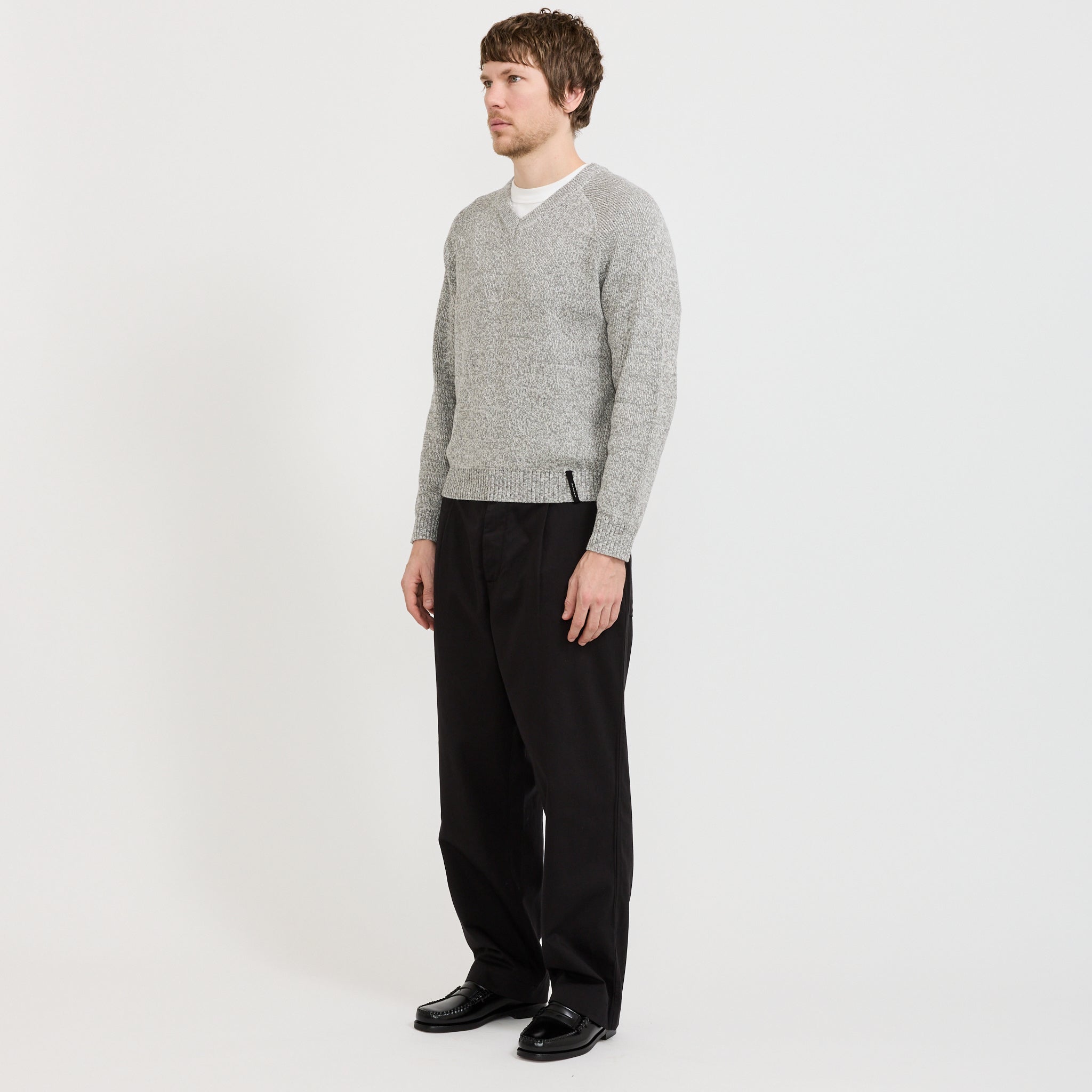 V-Neck Heather Knit Ash