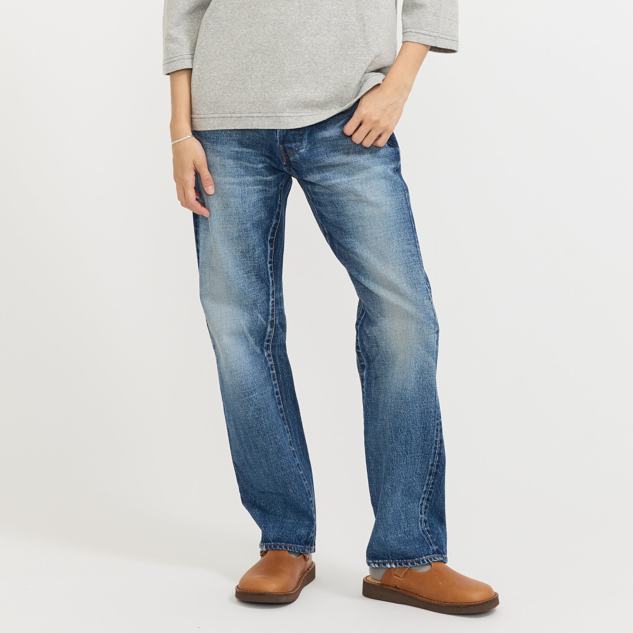 Type Standard Used Womens