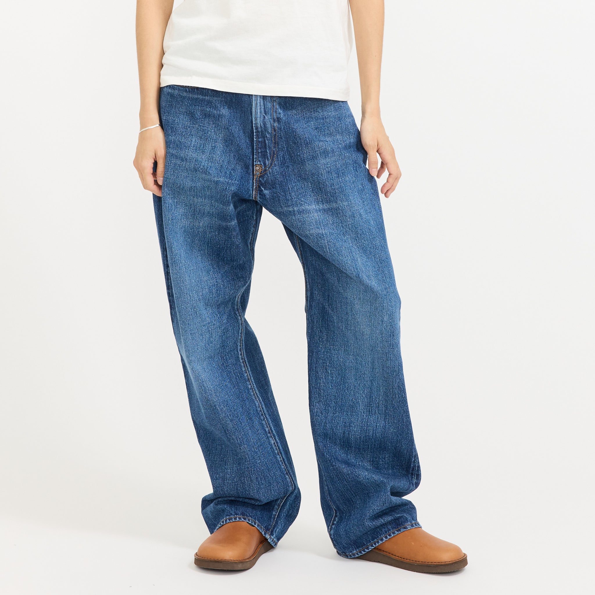 Type Wide Used Womens
