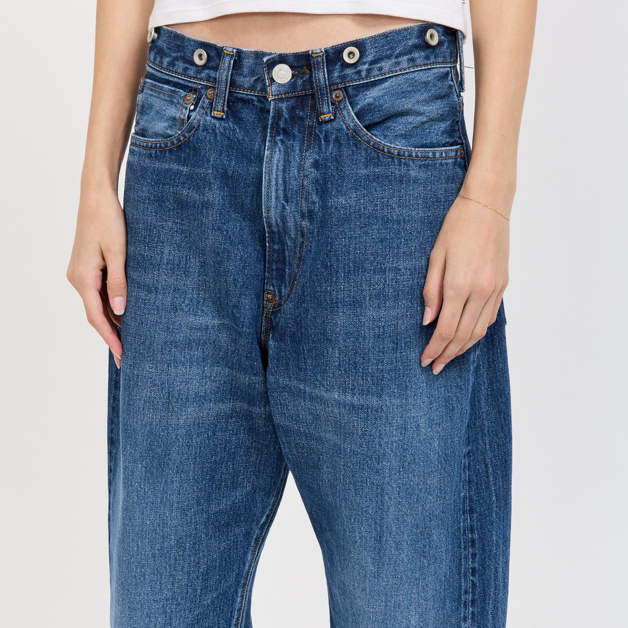 Type Wide Used Womens