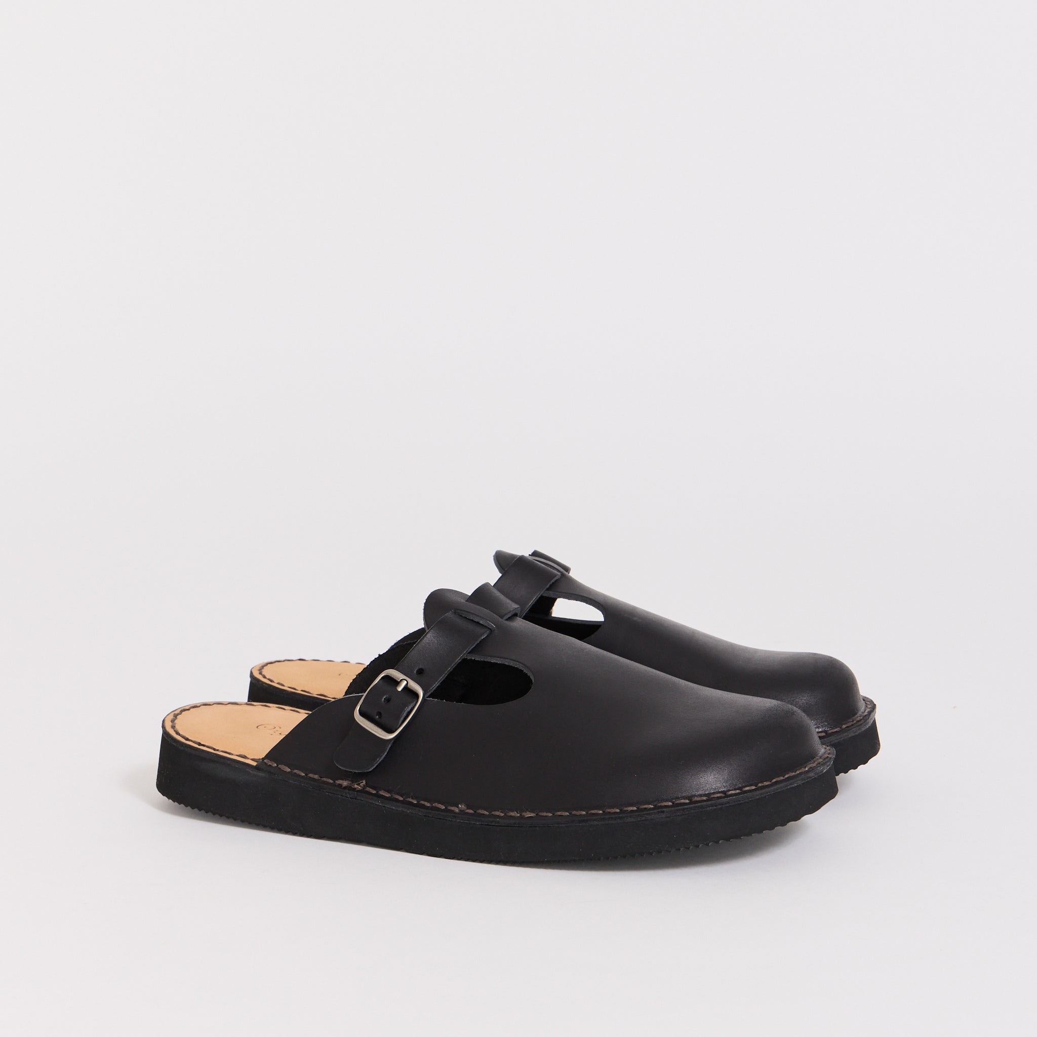 Gudalar Black
