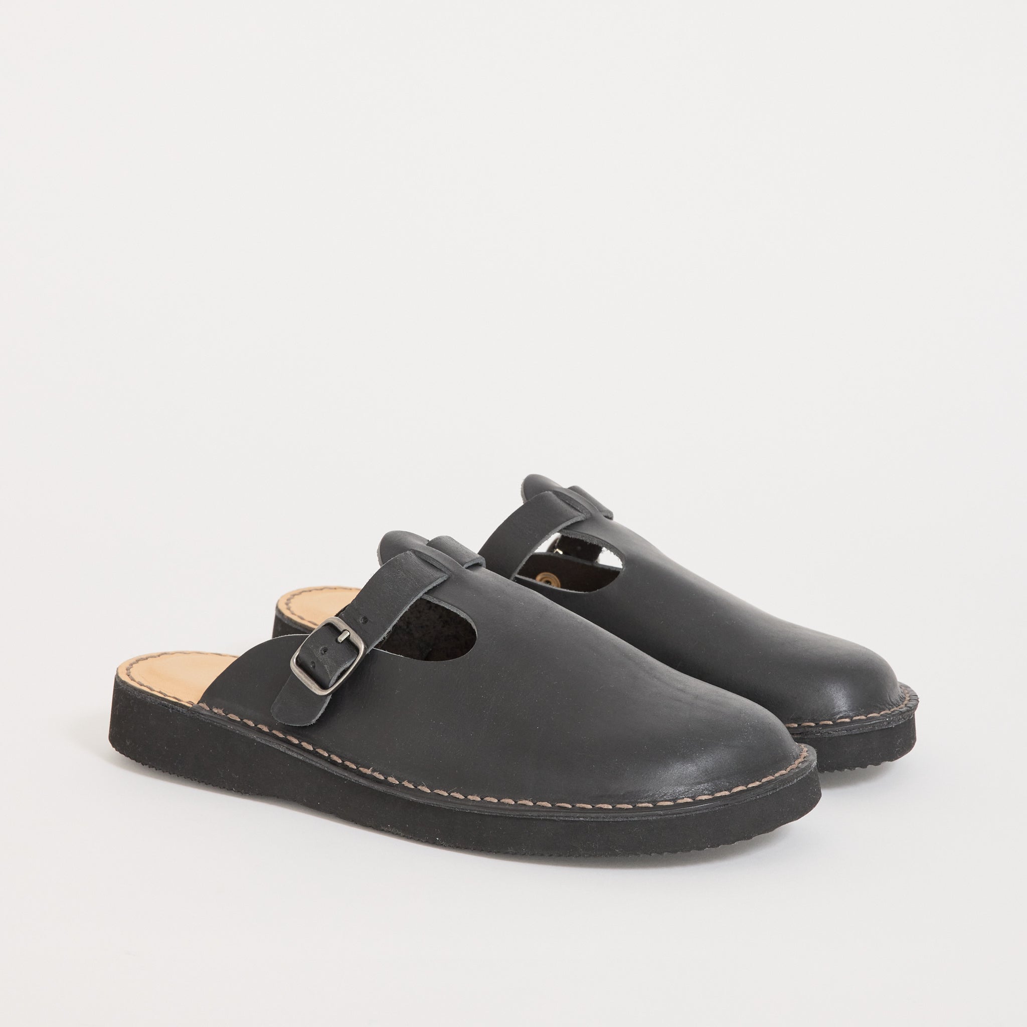 Gudalar Black