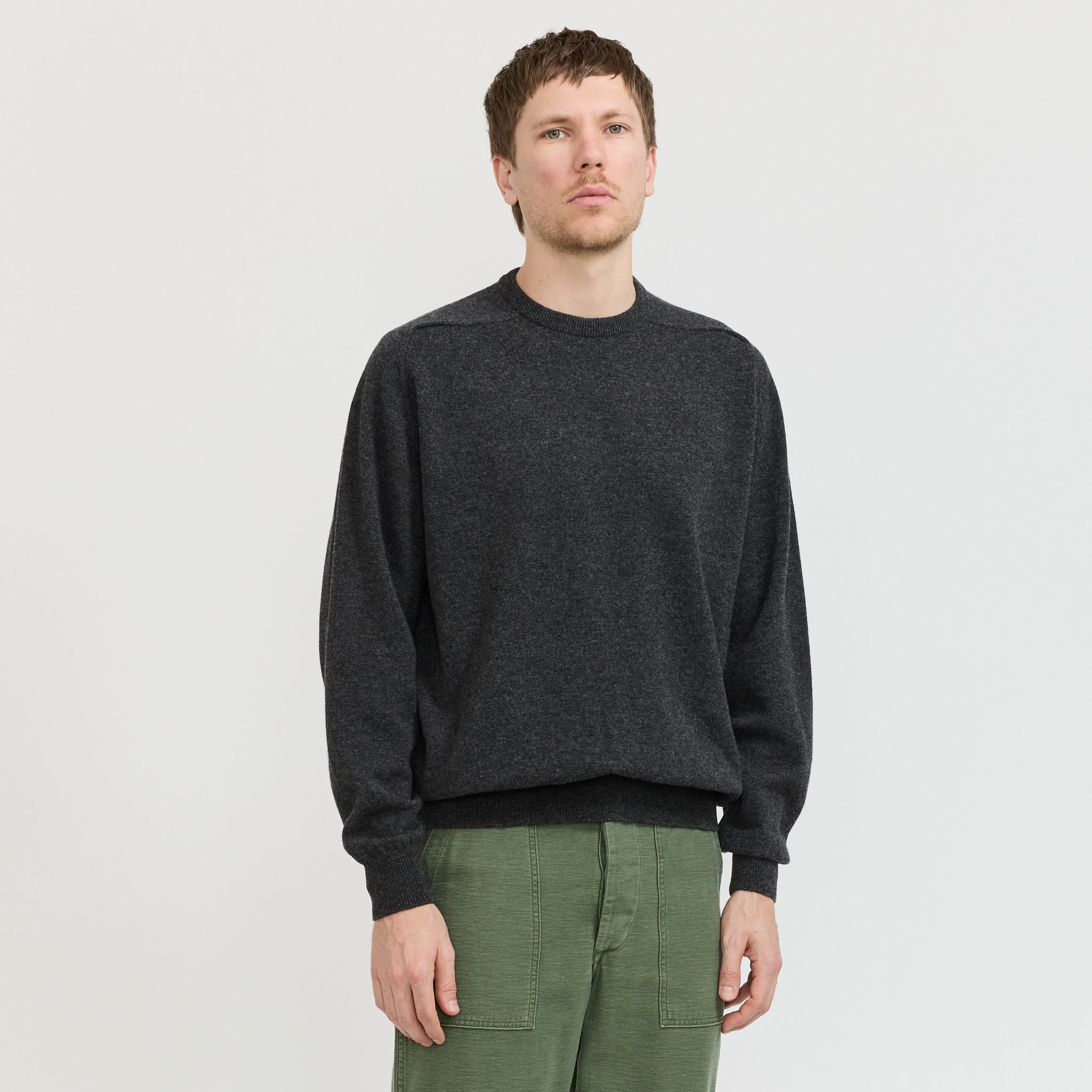 Simple Crew Neck Sweater Charcoal