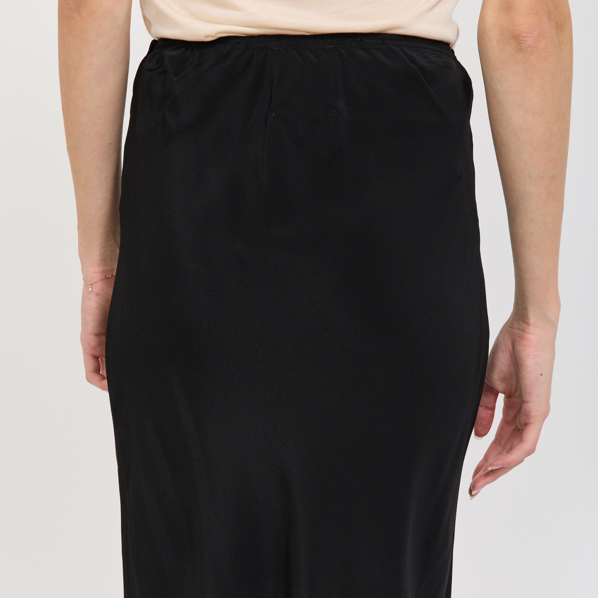 Paris Georgia | Bias Half Slip Silk Skirt Black | Maplestore