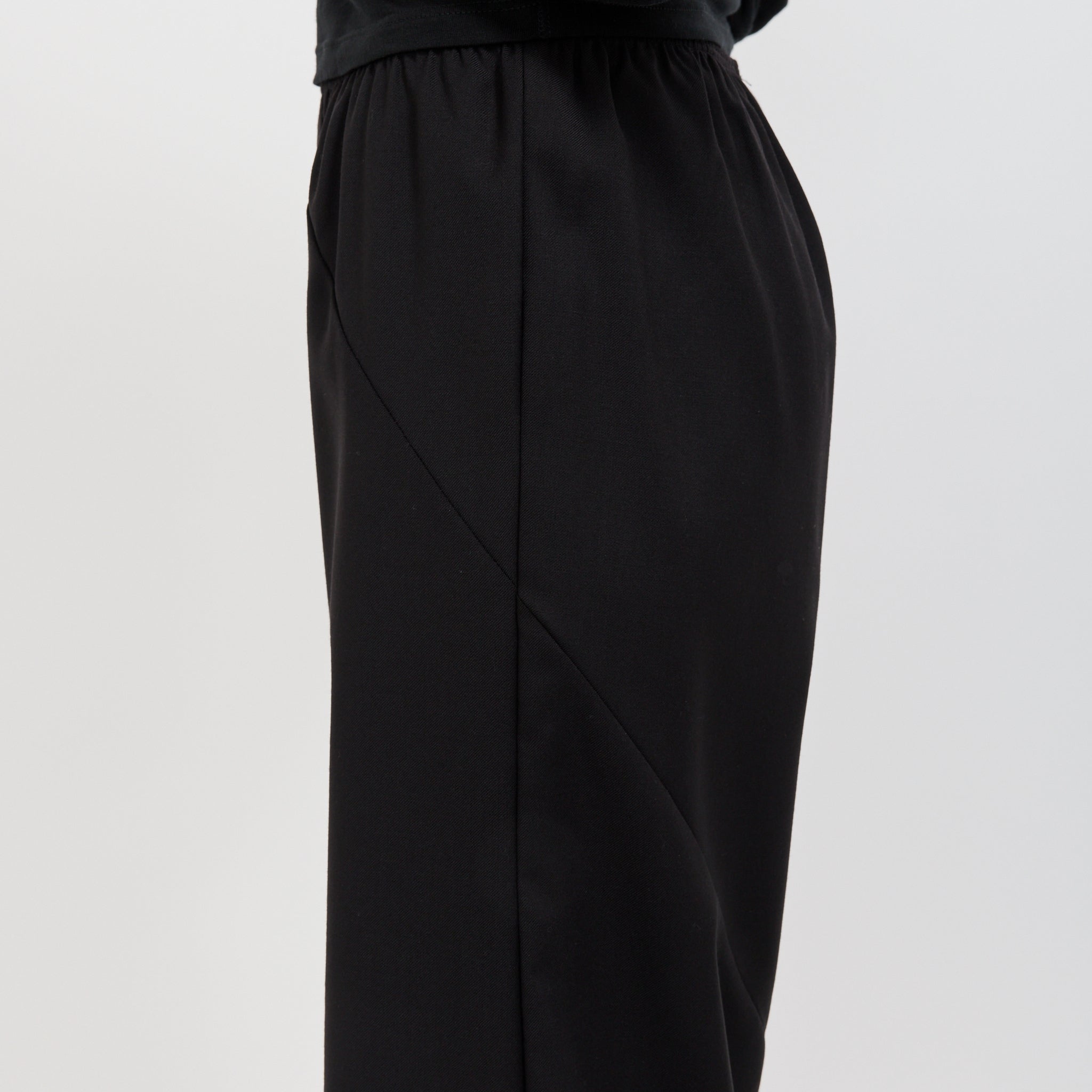 Paris Georgia | Bias Wool Pants Black | Maplestore