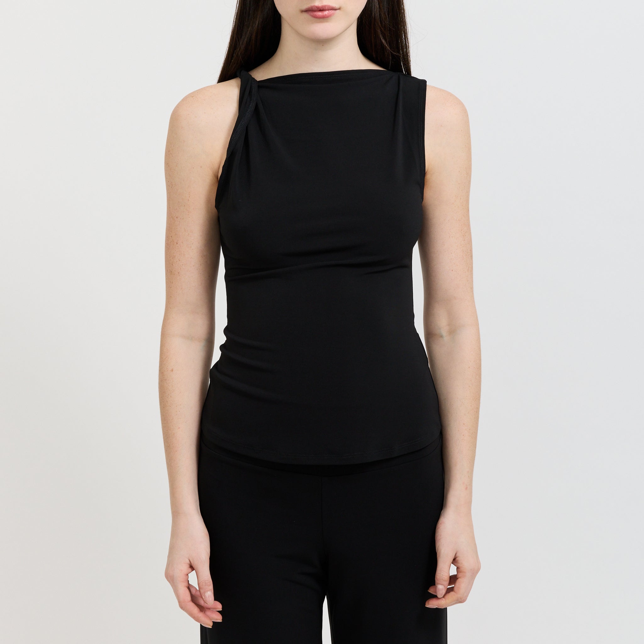 Elemental Twist Singlet Black