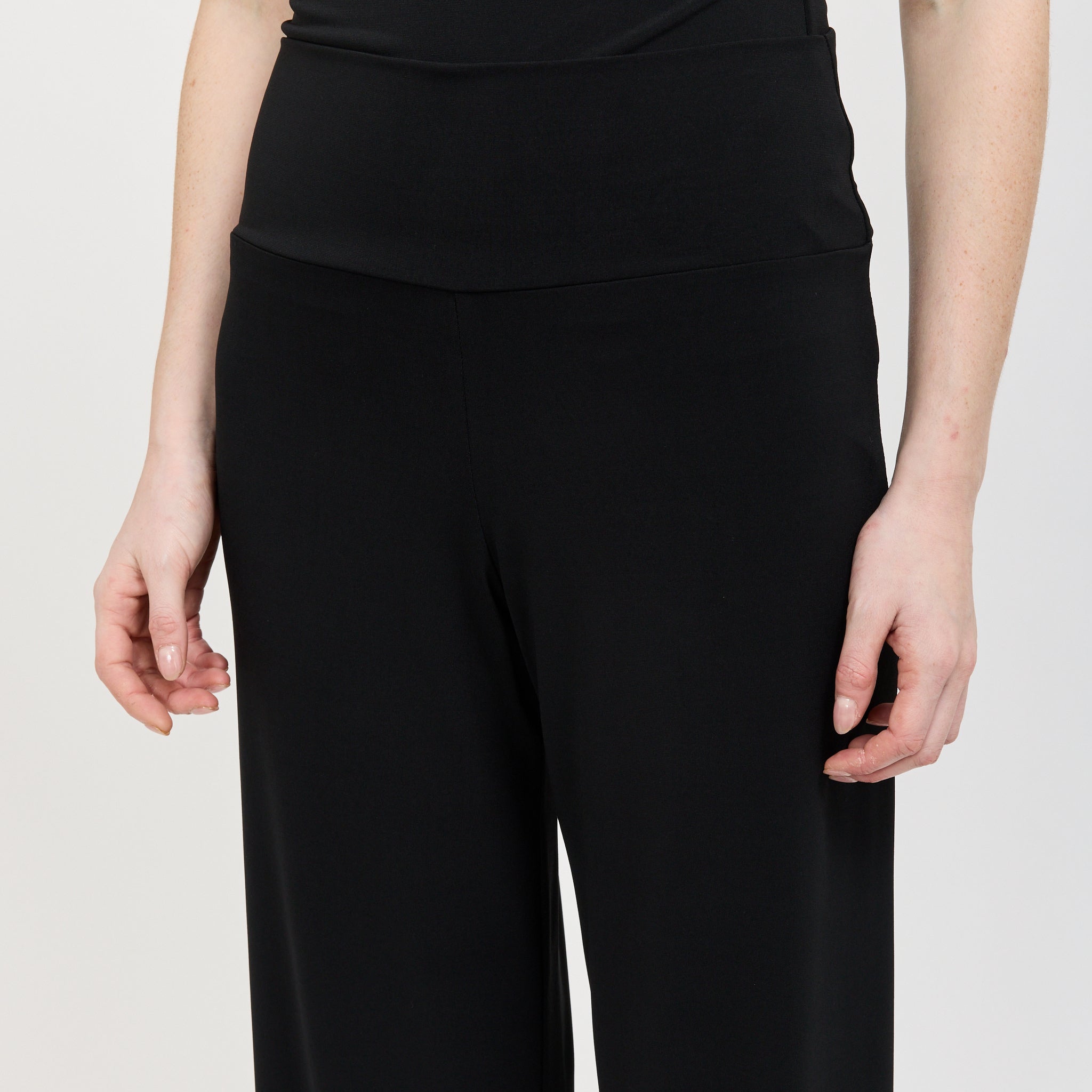Quincy Trackpant Black