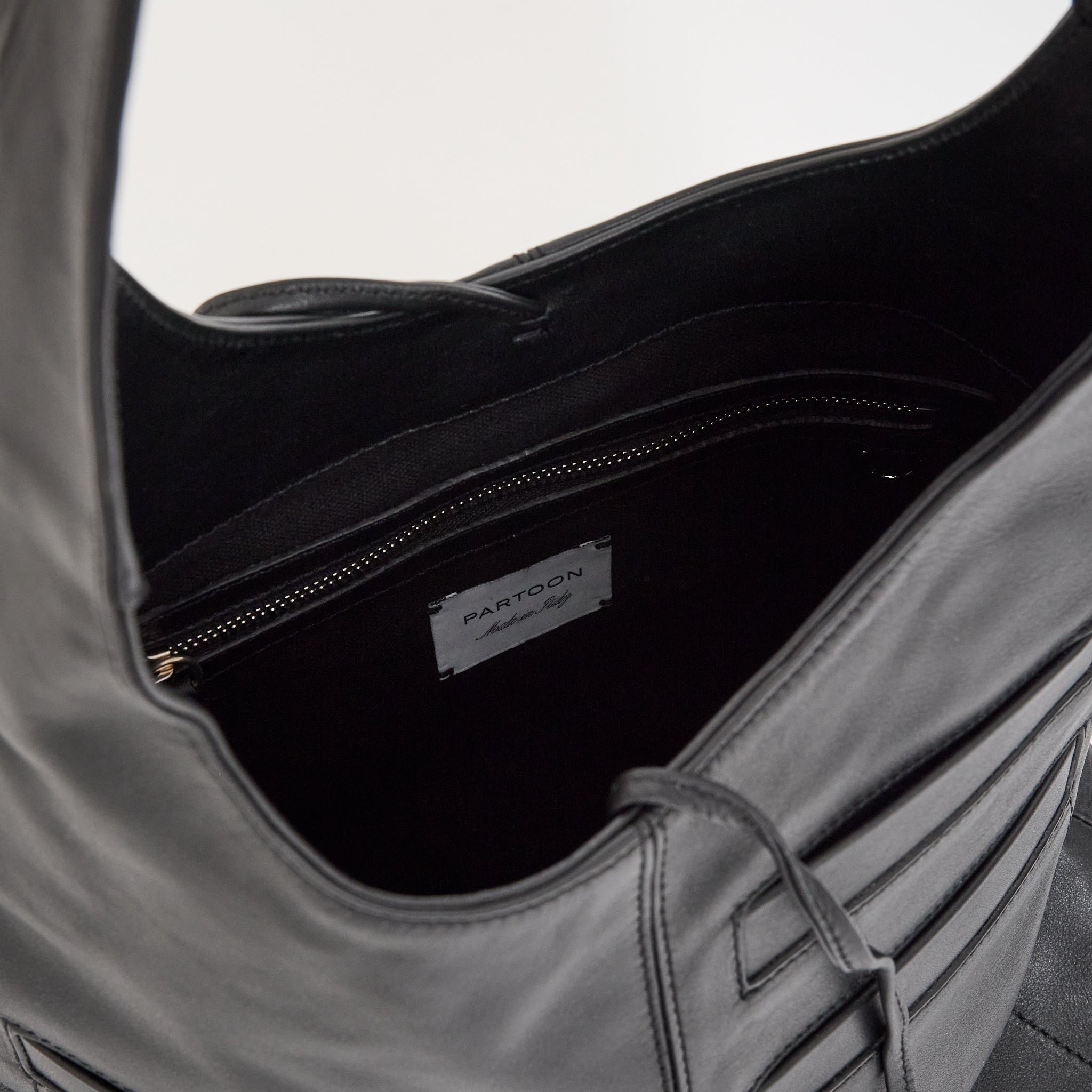 PARTOON | Una Bag Black | Maplestore