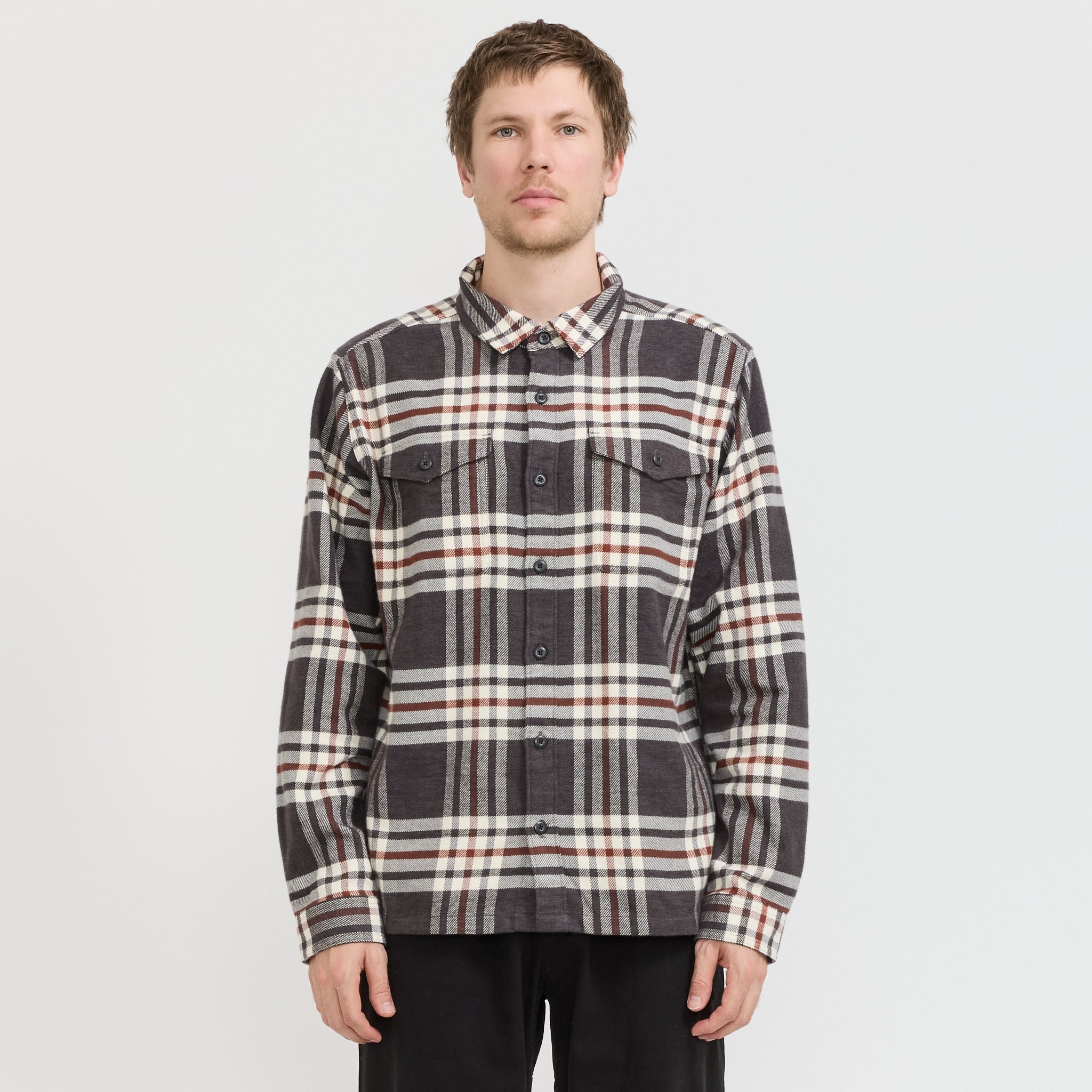 Patagonia | Fjord Flannel Shirt Catch: Ink Black | Maplestore