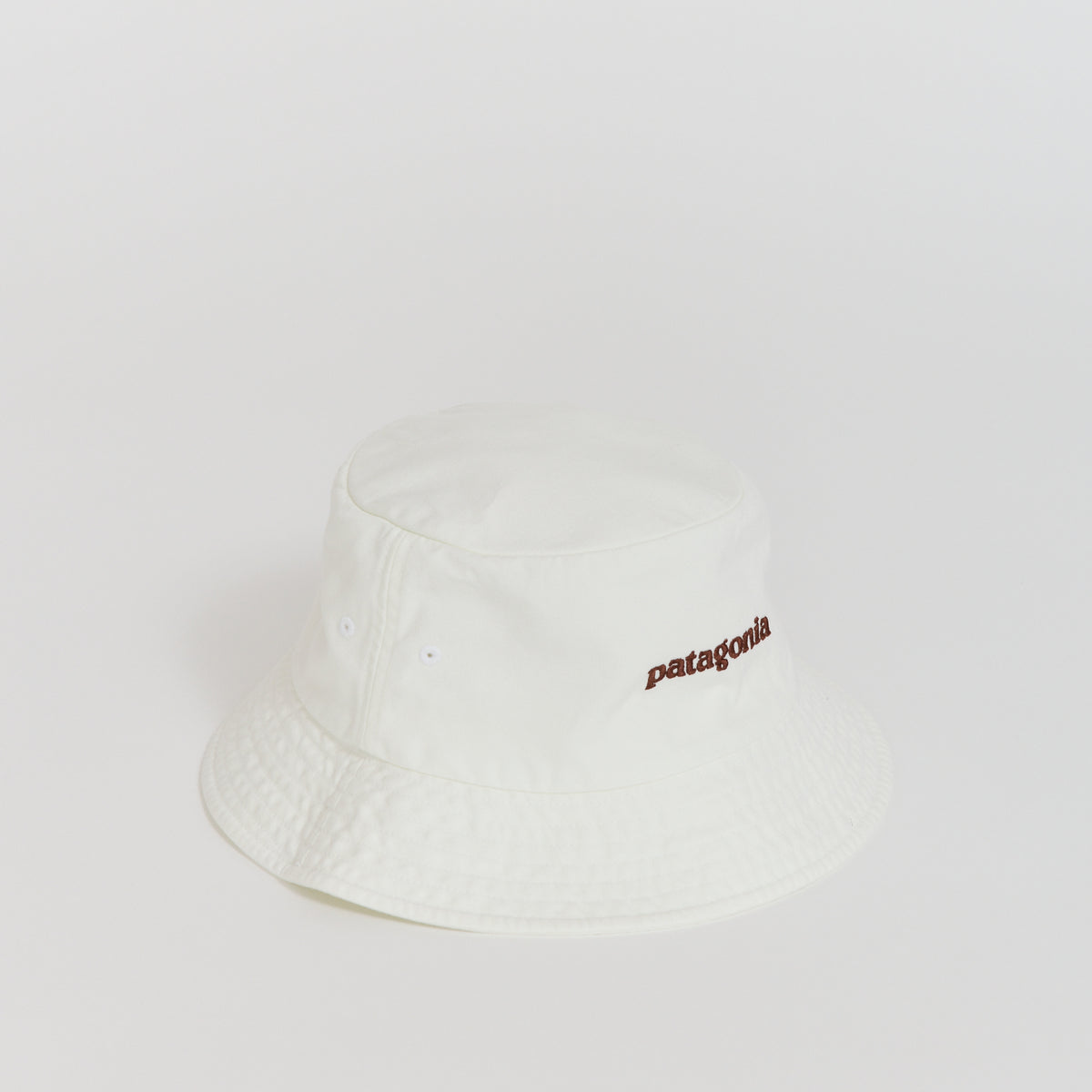 Patagonia | Graphic Bucket Hat Text Logo: Birch White | Maplestore