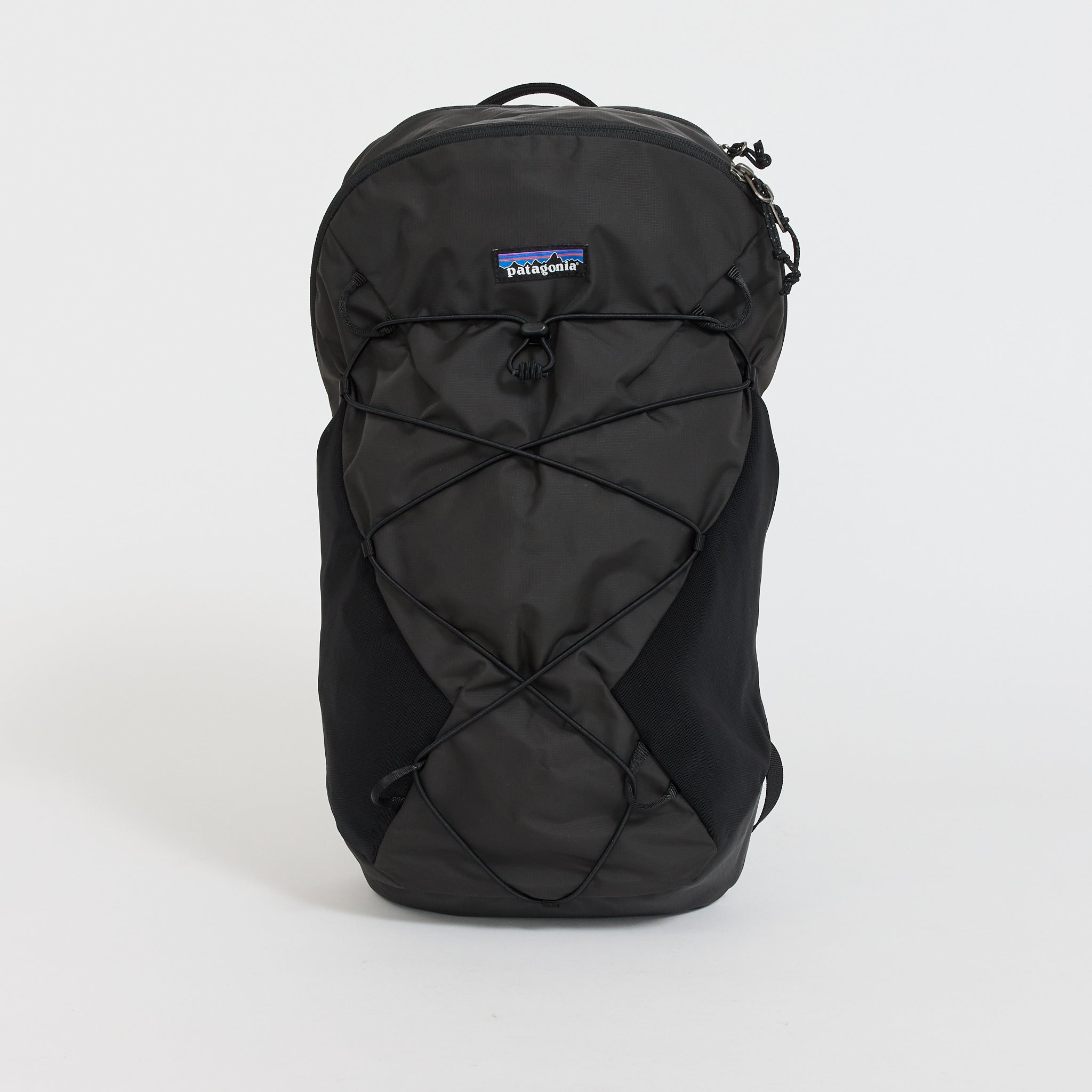 Terravia Pack 14L Black