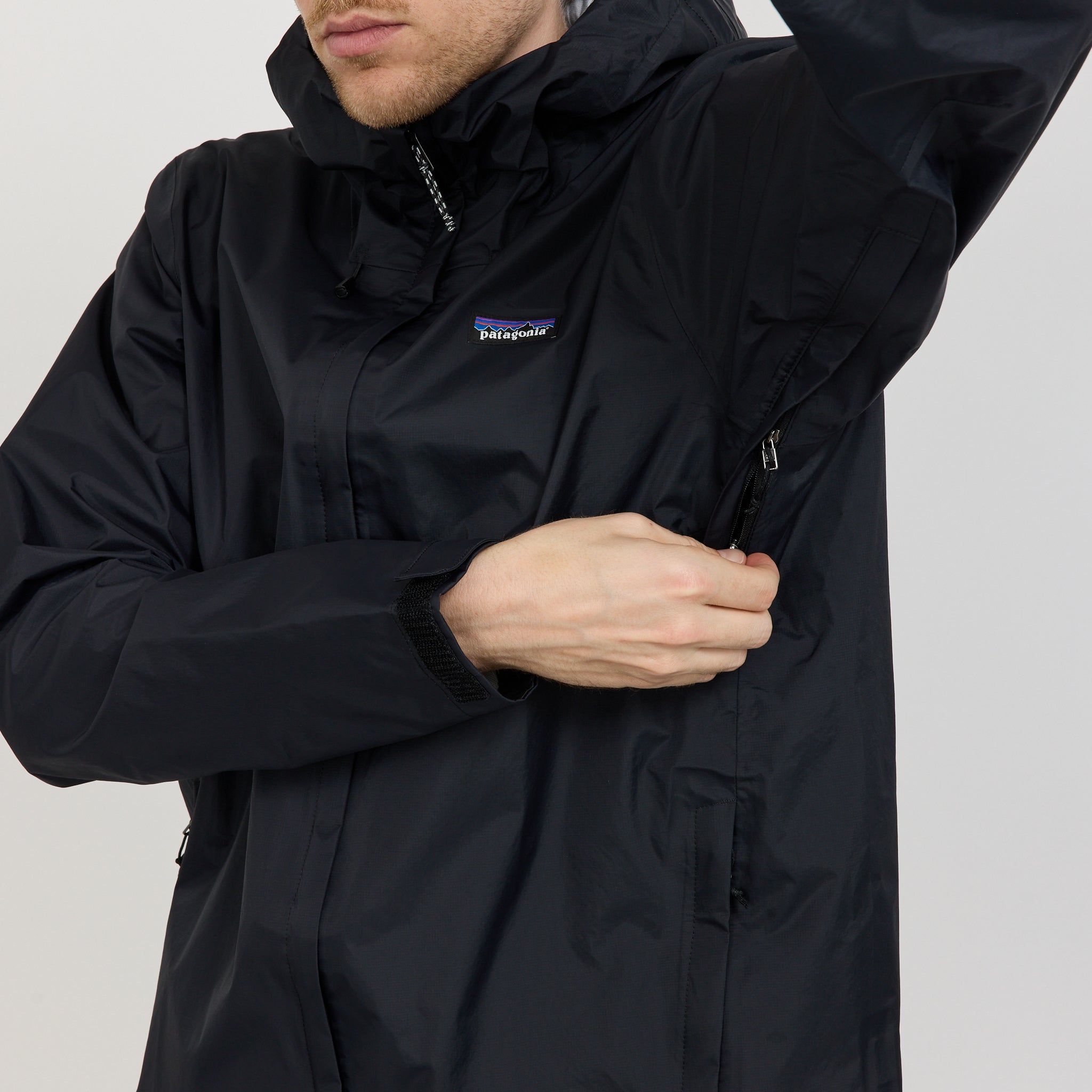 Patagonia | Torrentshell 3L Rain Jacket Black | Maplestore