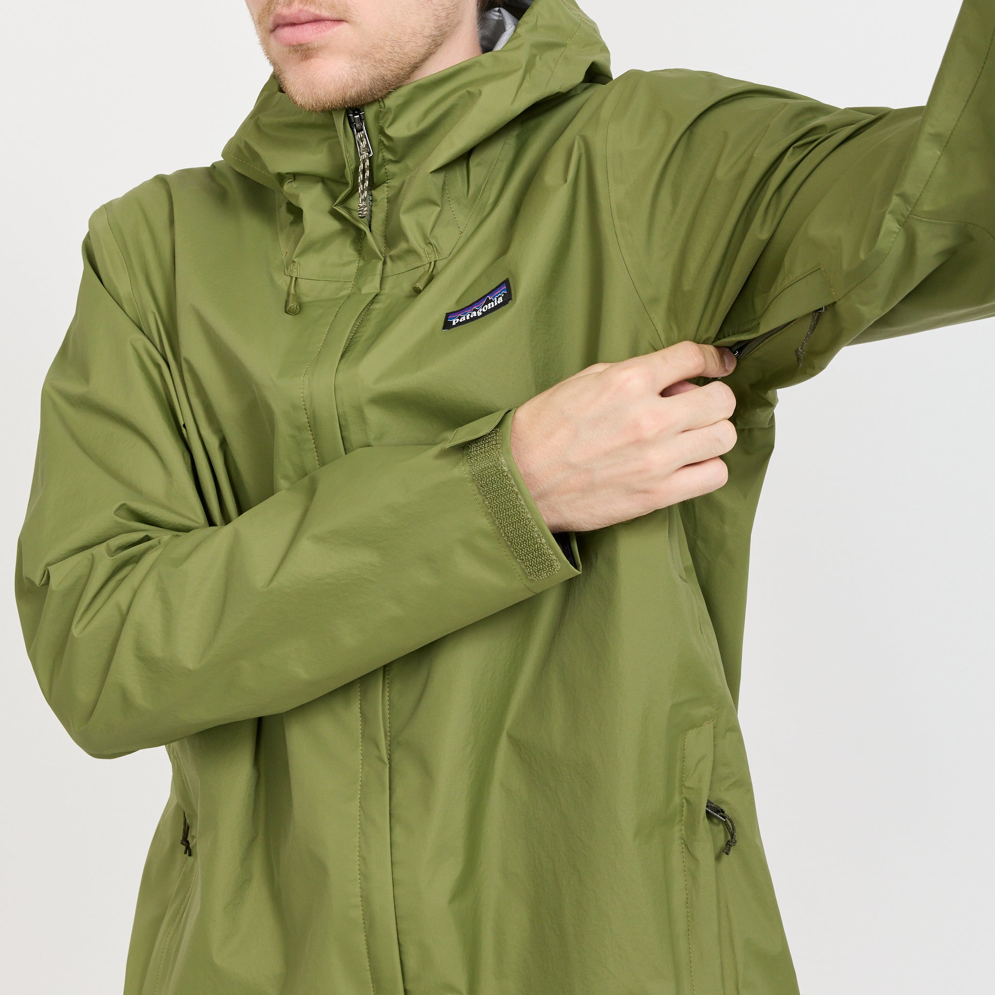 Patagonia | Torrentshell 3L Rain Jacket Caper Green | Maplestore
