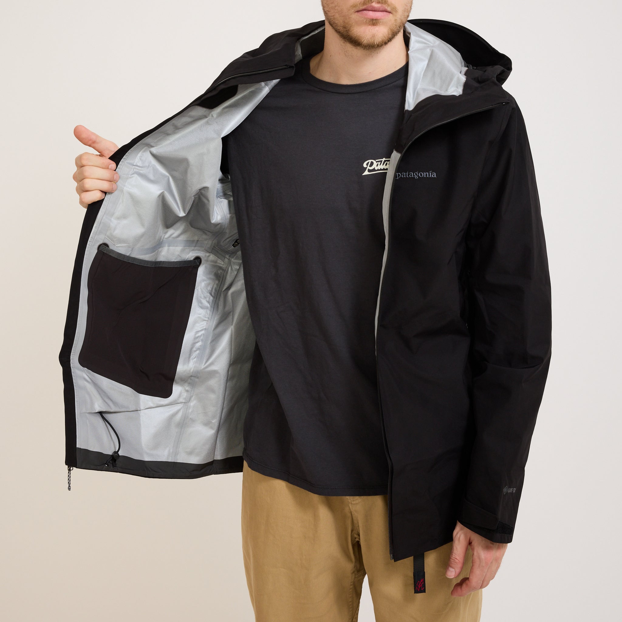 Patagonia | Triolet Jacket Black | Maplestore