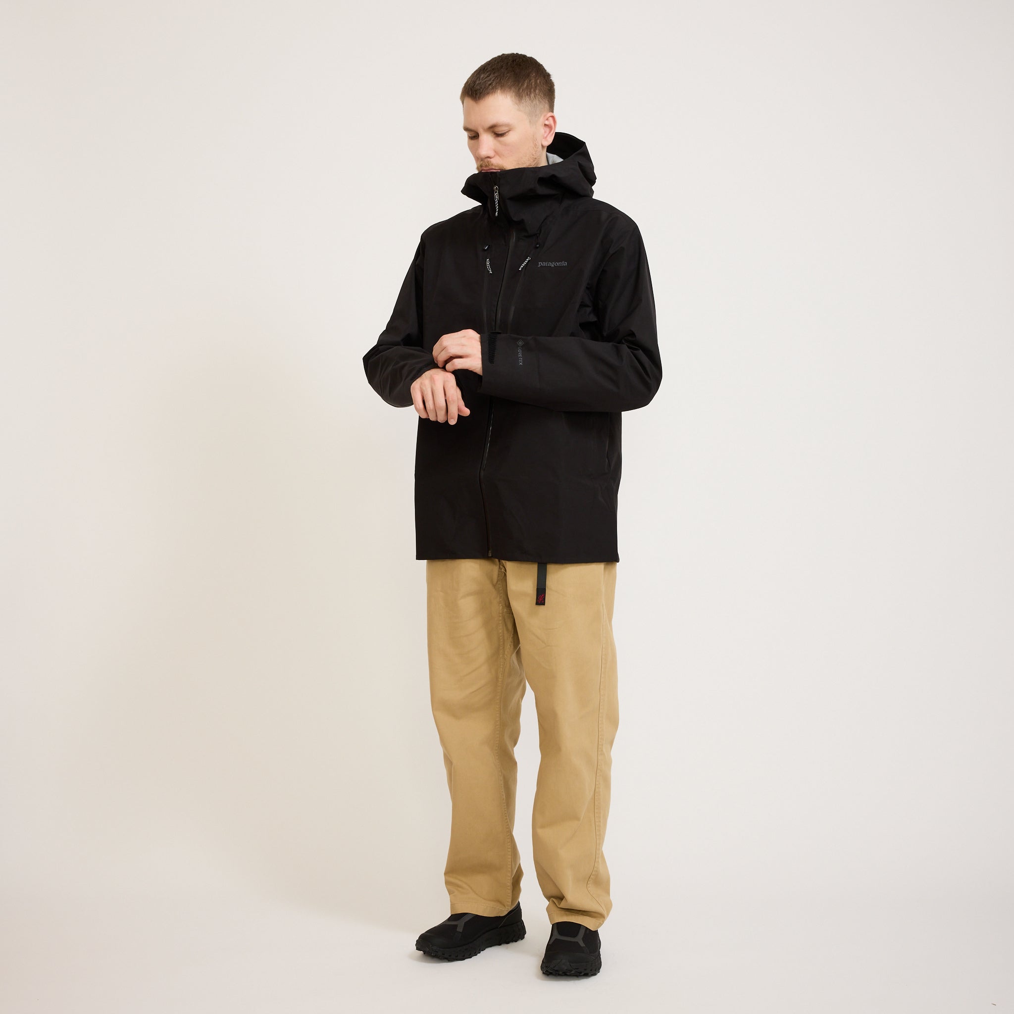 Patagonia | Triolet Jacket Black | Maplestore