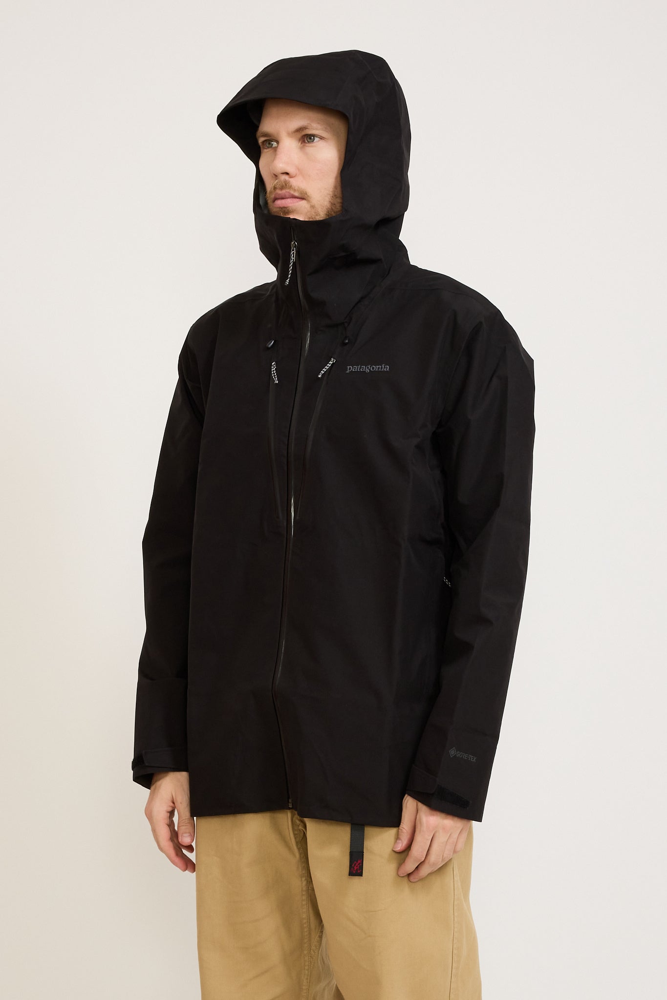 Patagonia | Triolet Jacket Black | Maplestore