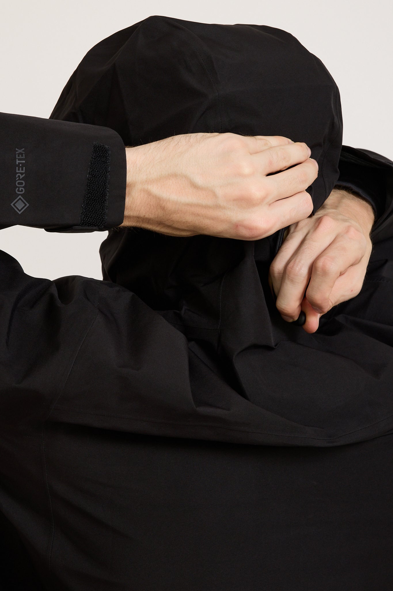 Patagonia | Triolet Jacket Black | Maplestore