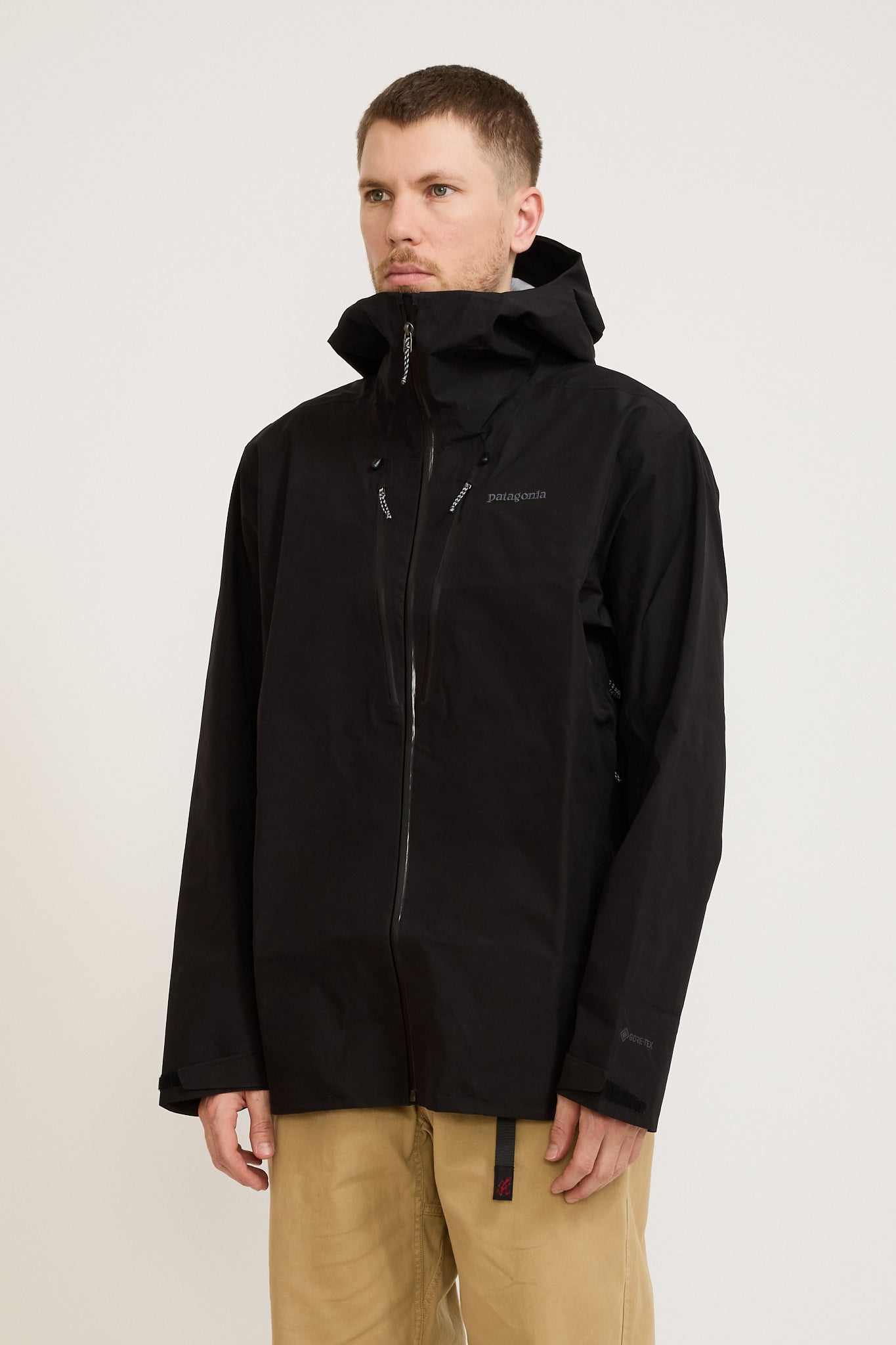 Patagonia | Triolet Jacket Black | Maplestore