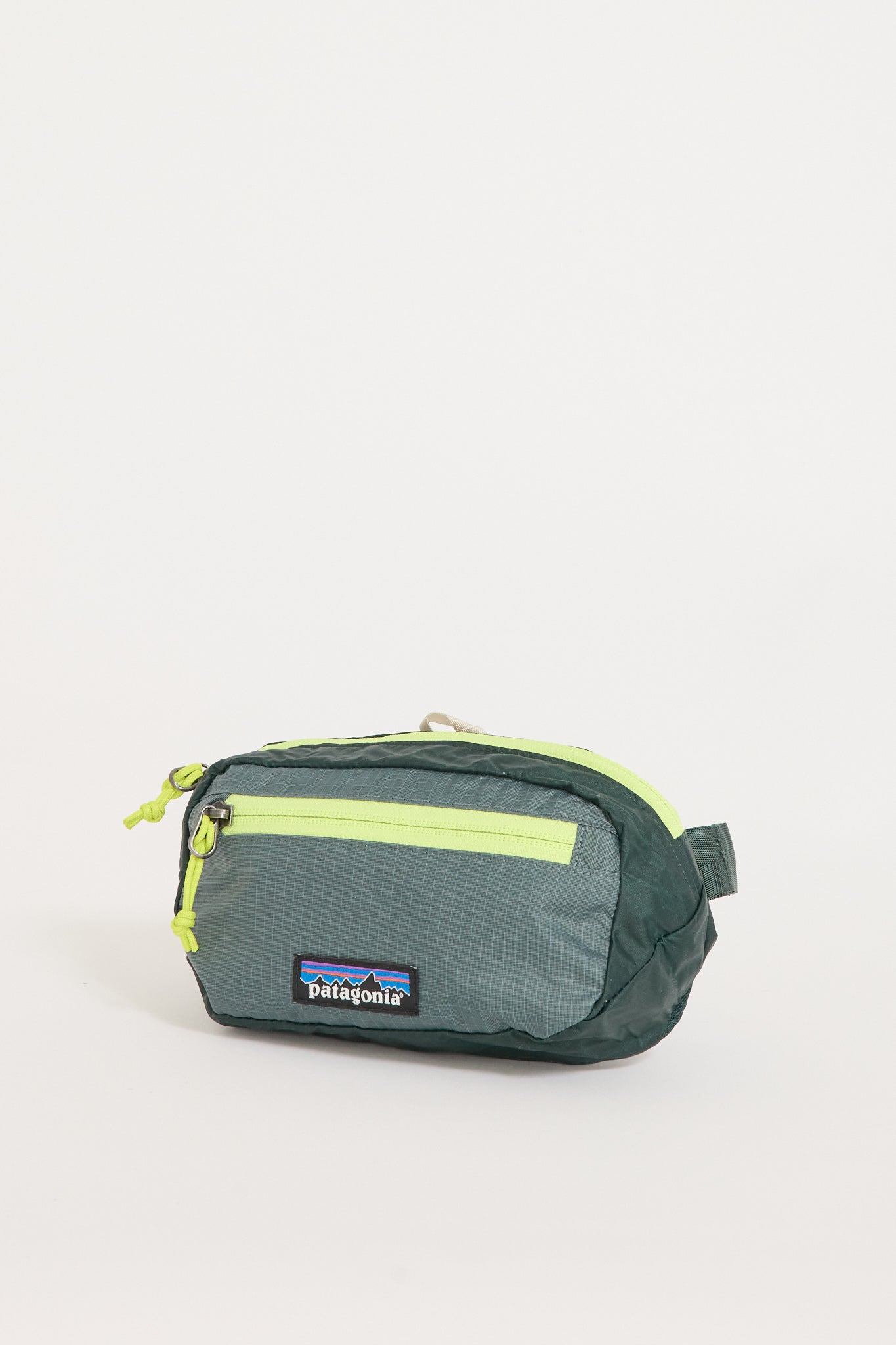 Patagonia | Ultralight Black Hole Mini Hip Pack Nouveau Green | Maplestore