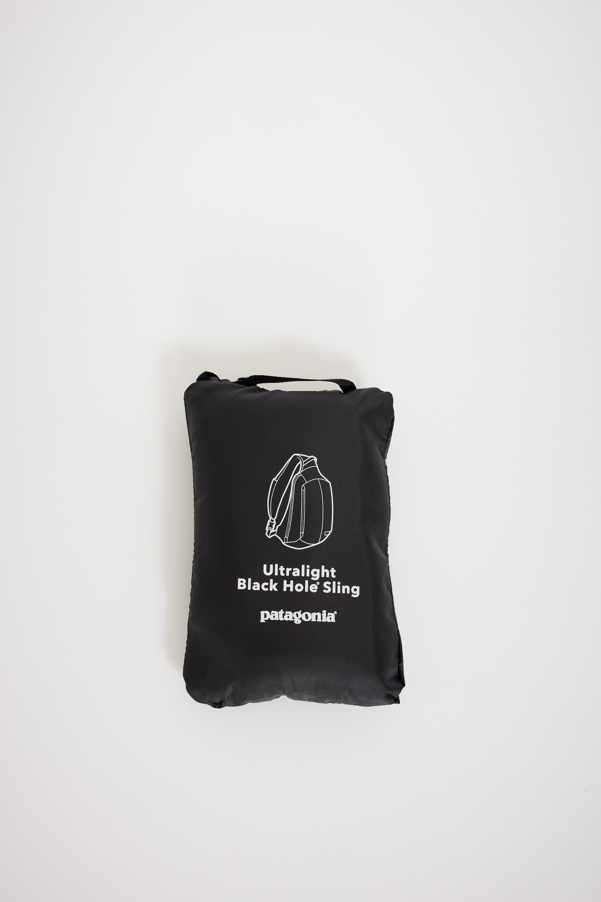 Patagonia | Ultralight Black Hole Sling Black | Maplestore